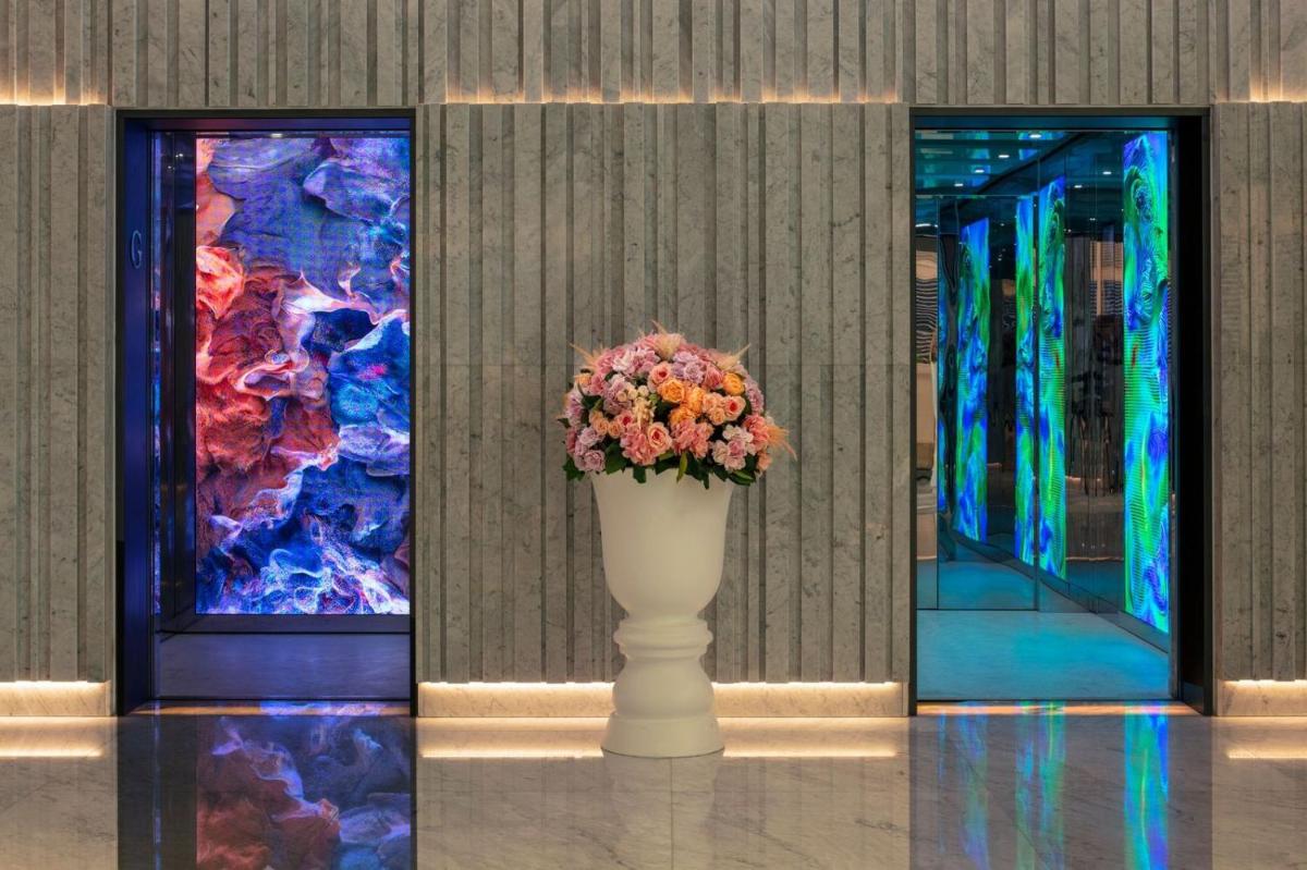 YOUR STAY Apartments at the SLS Residence