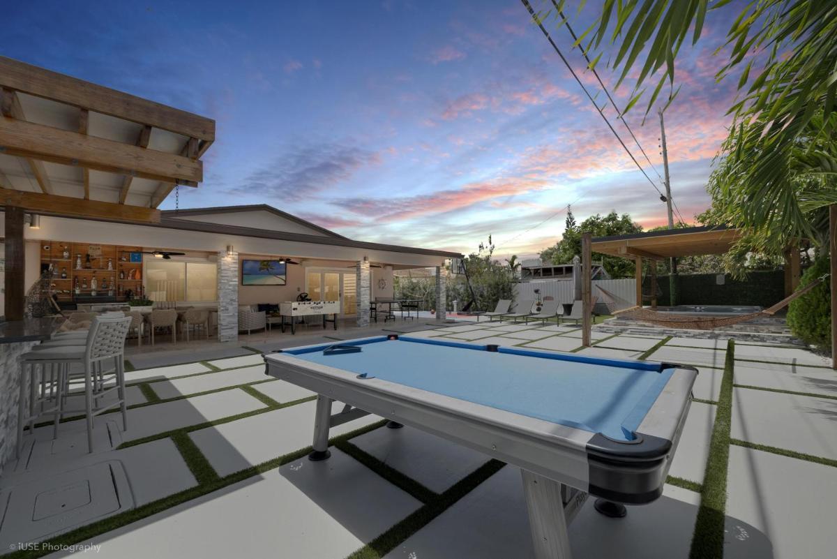 Peaceful Rental Retreat in Miami Jacuzzi, BBQ L25 view 4