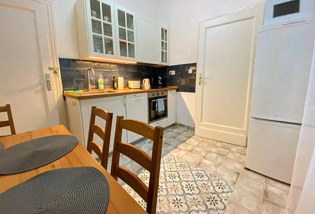 Dandelions Apartment