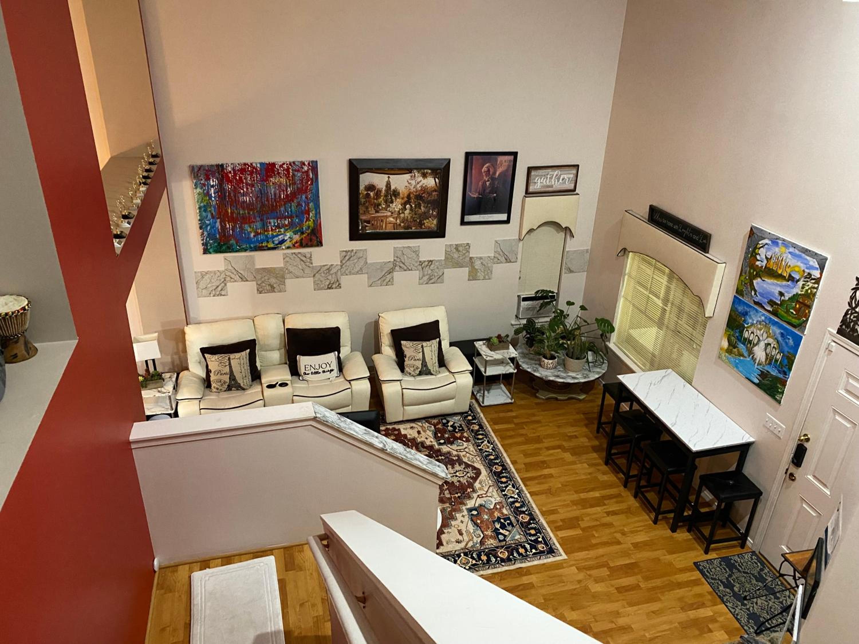 lounge