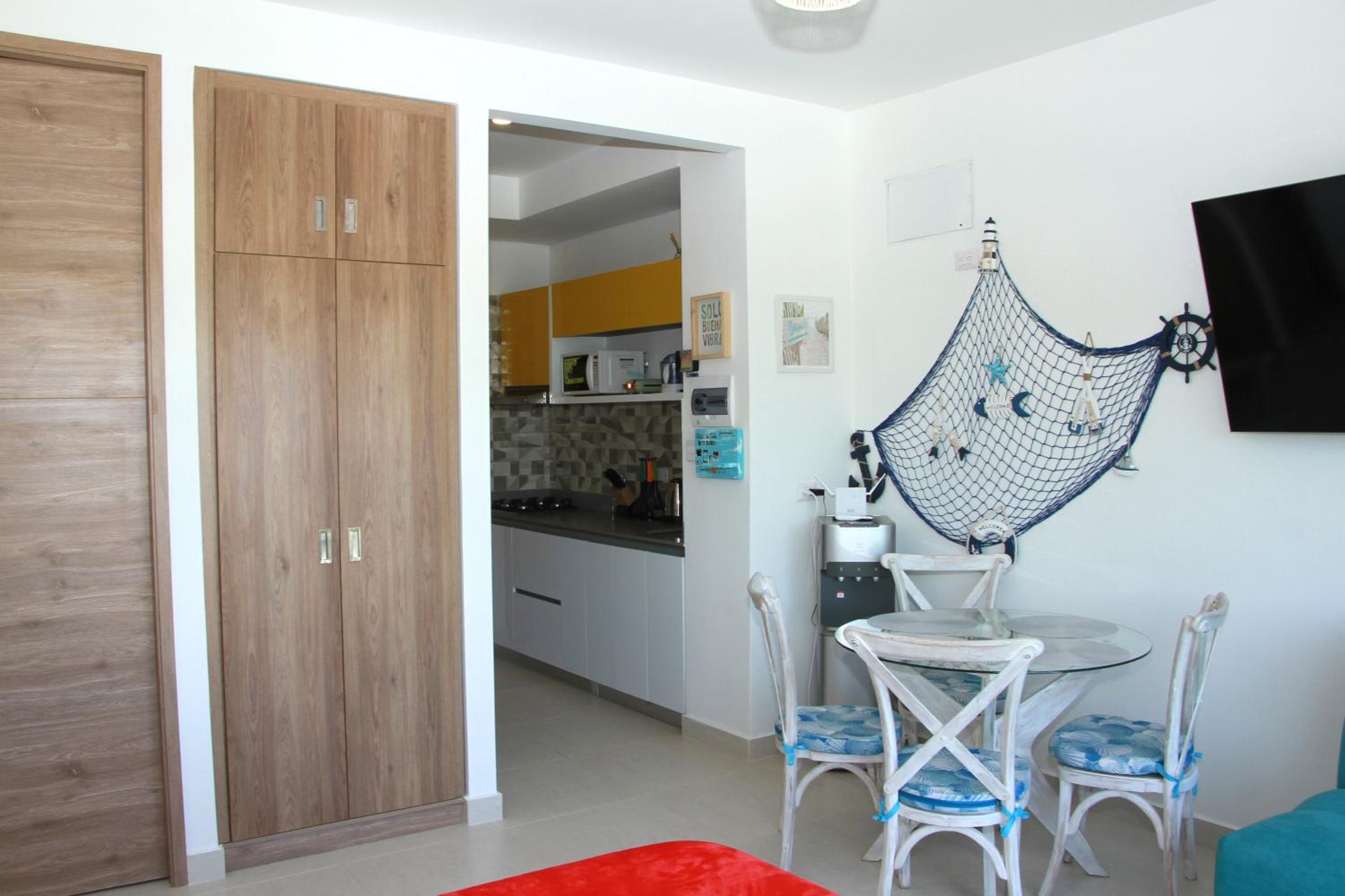 APARTASUITE LUCIA SUN SET
