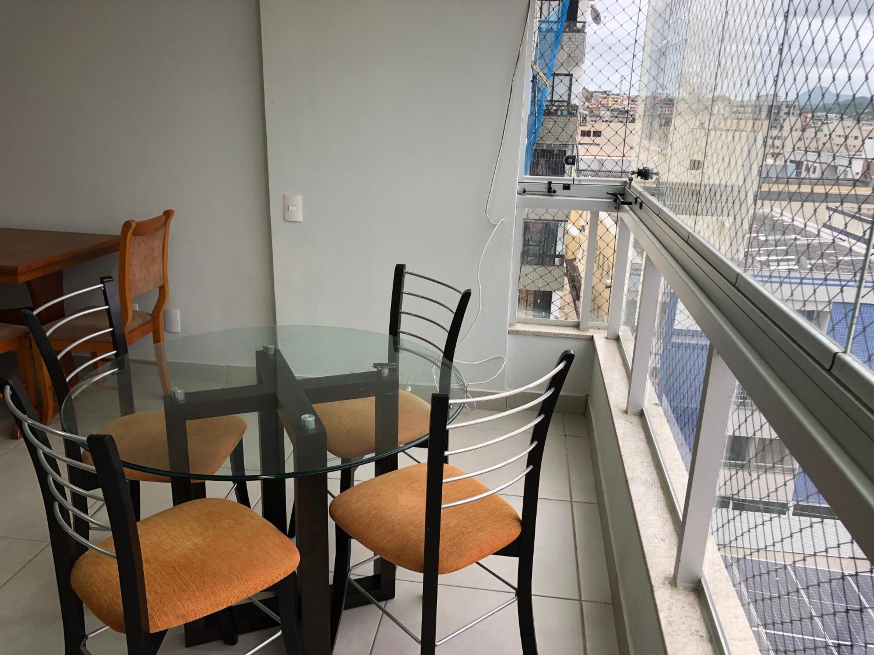 Alto padrão - Apartamento de 3 Quartos na badalada Praia do Morro a poucos passos da Areia - Elevador -Wi-Fi