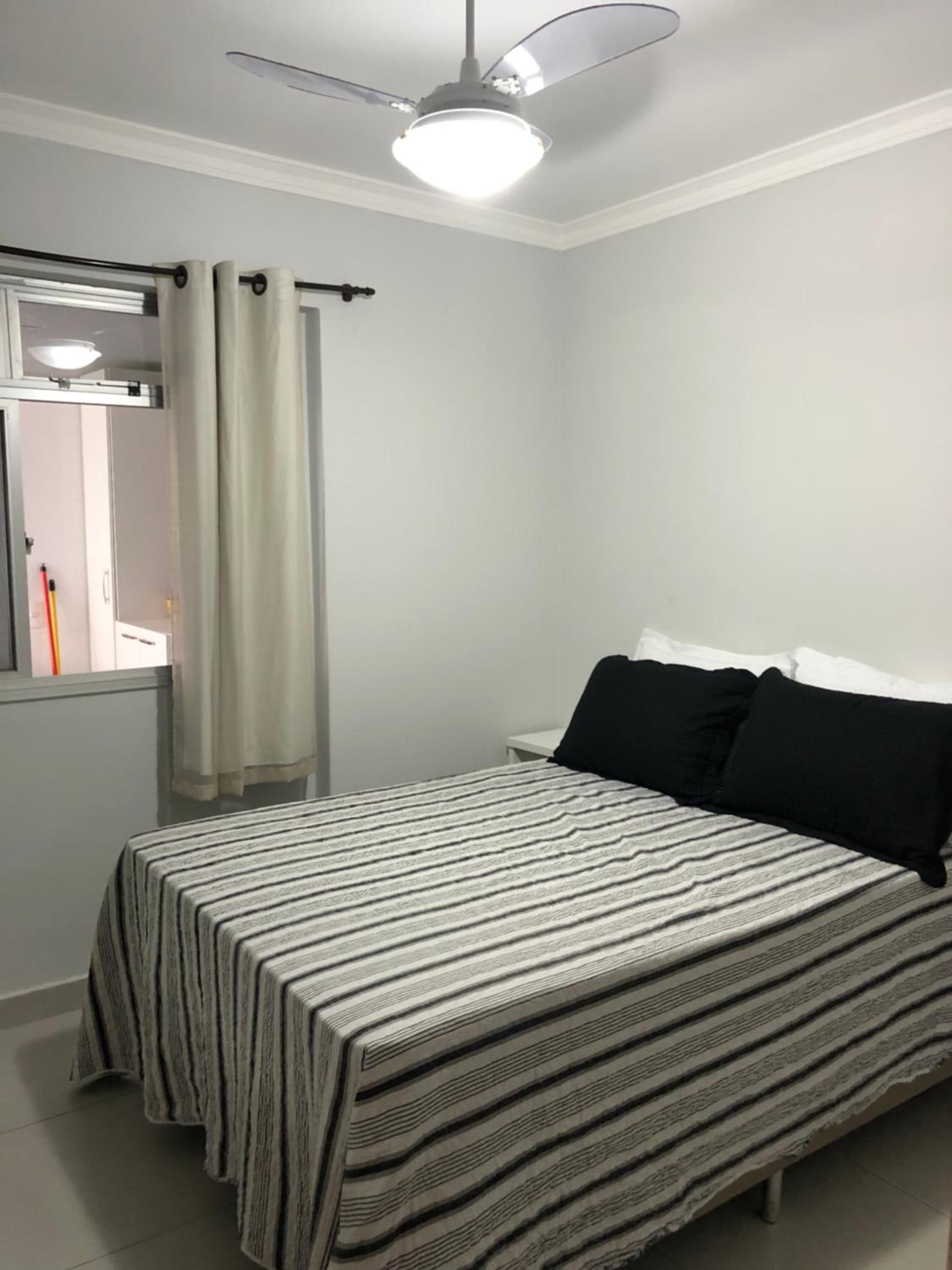 Alto padrão - Apartamento de 3 Quartos na badalada Praia do Morro a poucos passos da Areia - Elevador -Wi-Fi