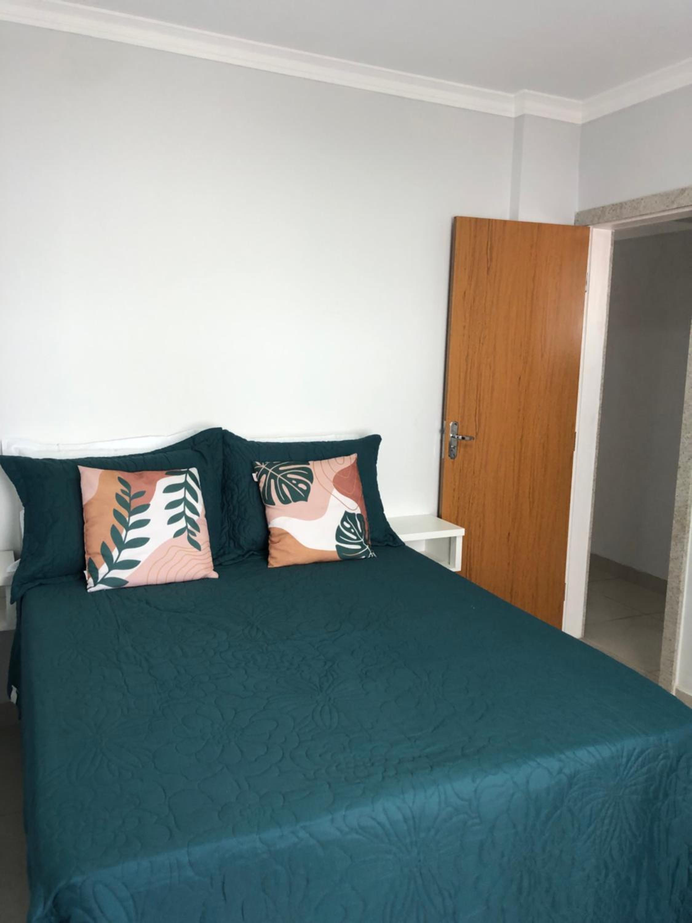 Alto padrão - Apartamento de 3 Quartos na badalada Praia do Morro a poucos passos da Areia - Elevador -Wi-Fi