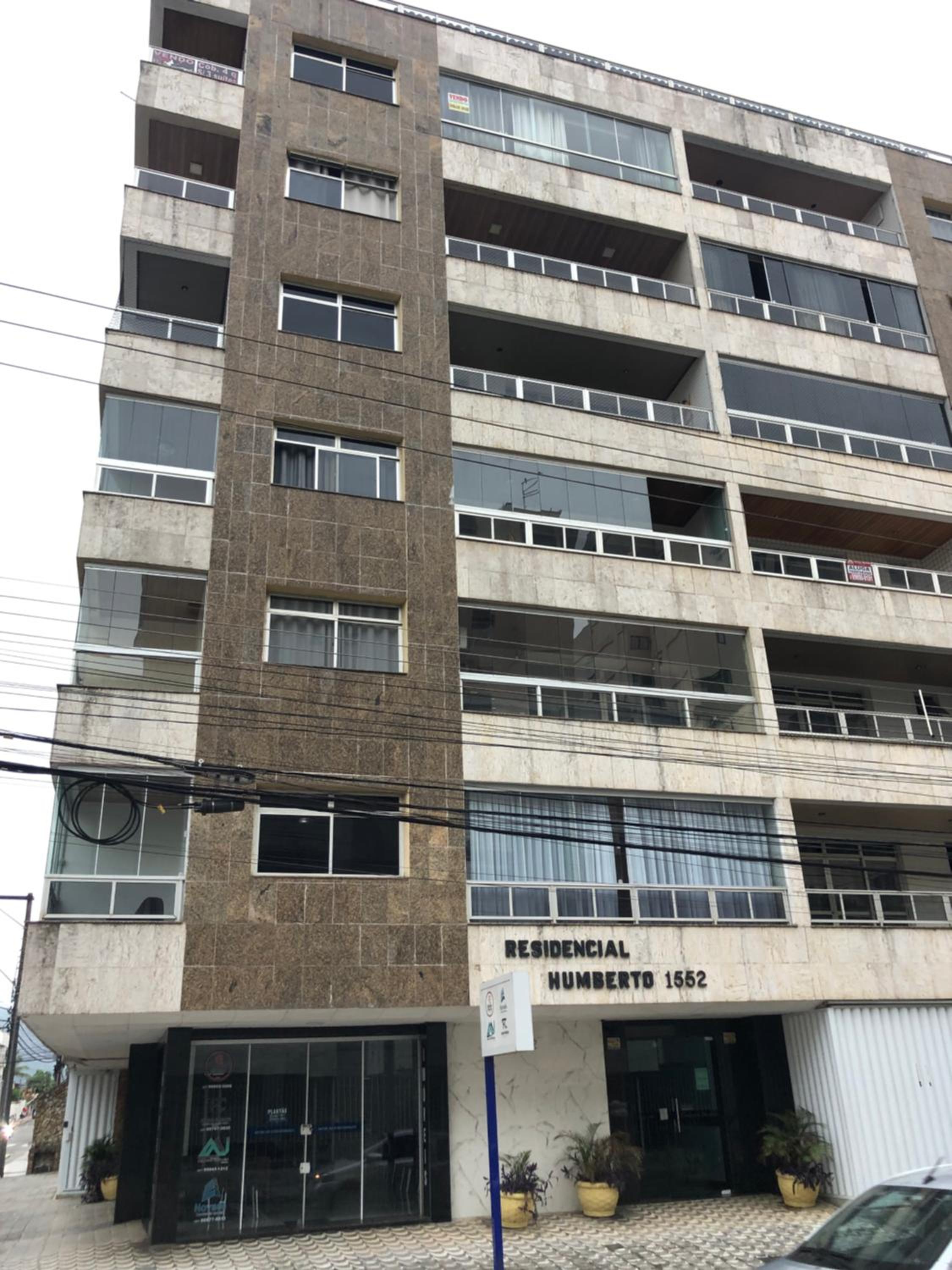 Alto padrão - Apartamento de 3 Quartos na badalada Praia do Morro a poucos passos da Areia - Elevador -Wi-Fi