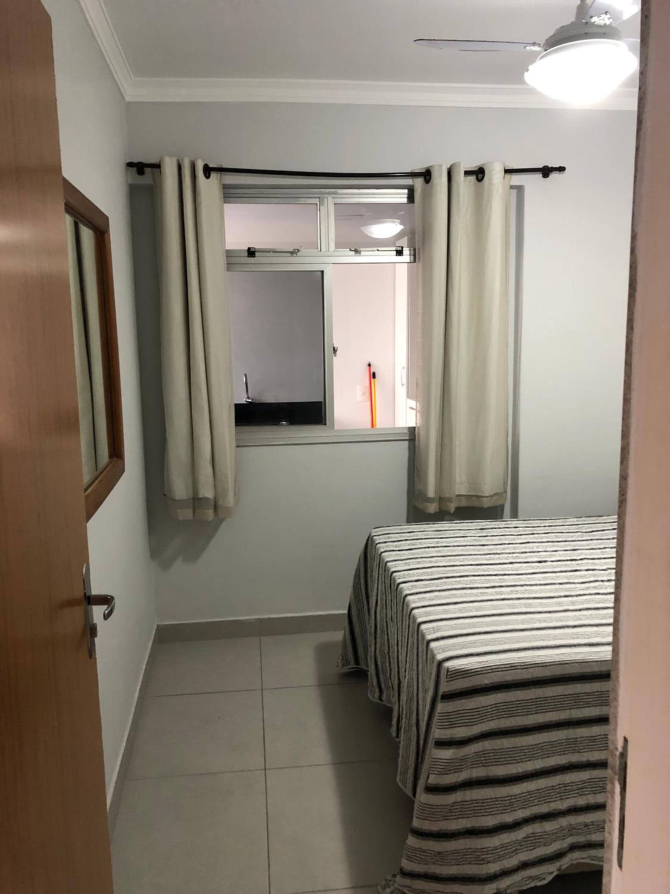 Alto padrão - Apartamento de 3 Quartos na badalada Praia do Morro a poucos passos da Areia - Elevador -Wi-Fi