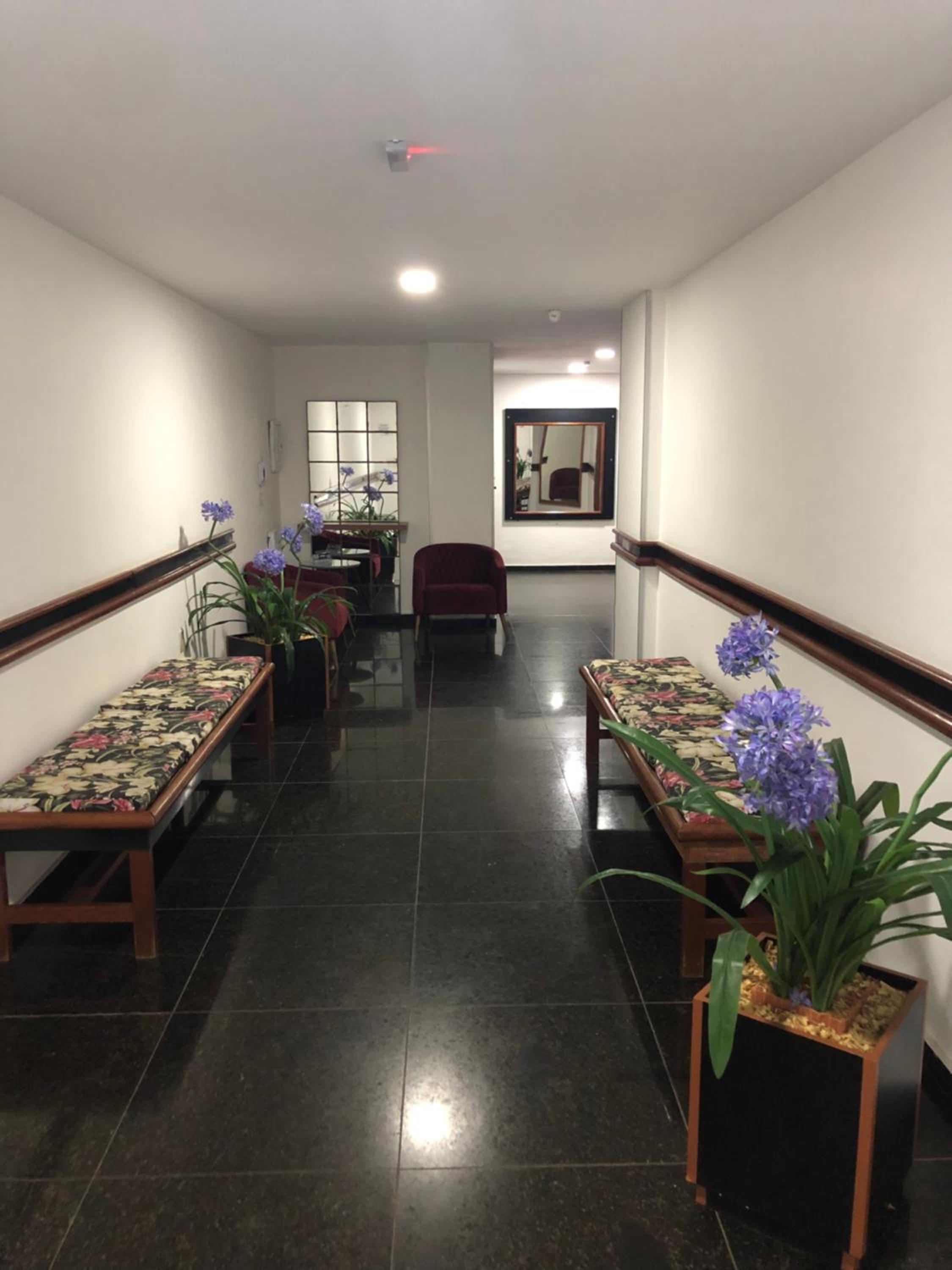 Alto padrão - Apartamento de 3 Quartos na badalada Praia do Morro a poucos passos da Areia - Elevador -Wi-Fi