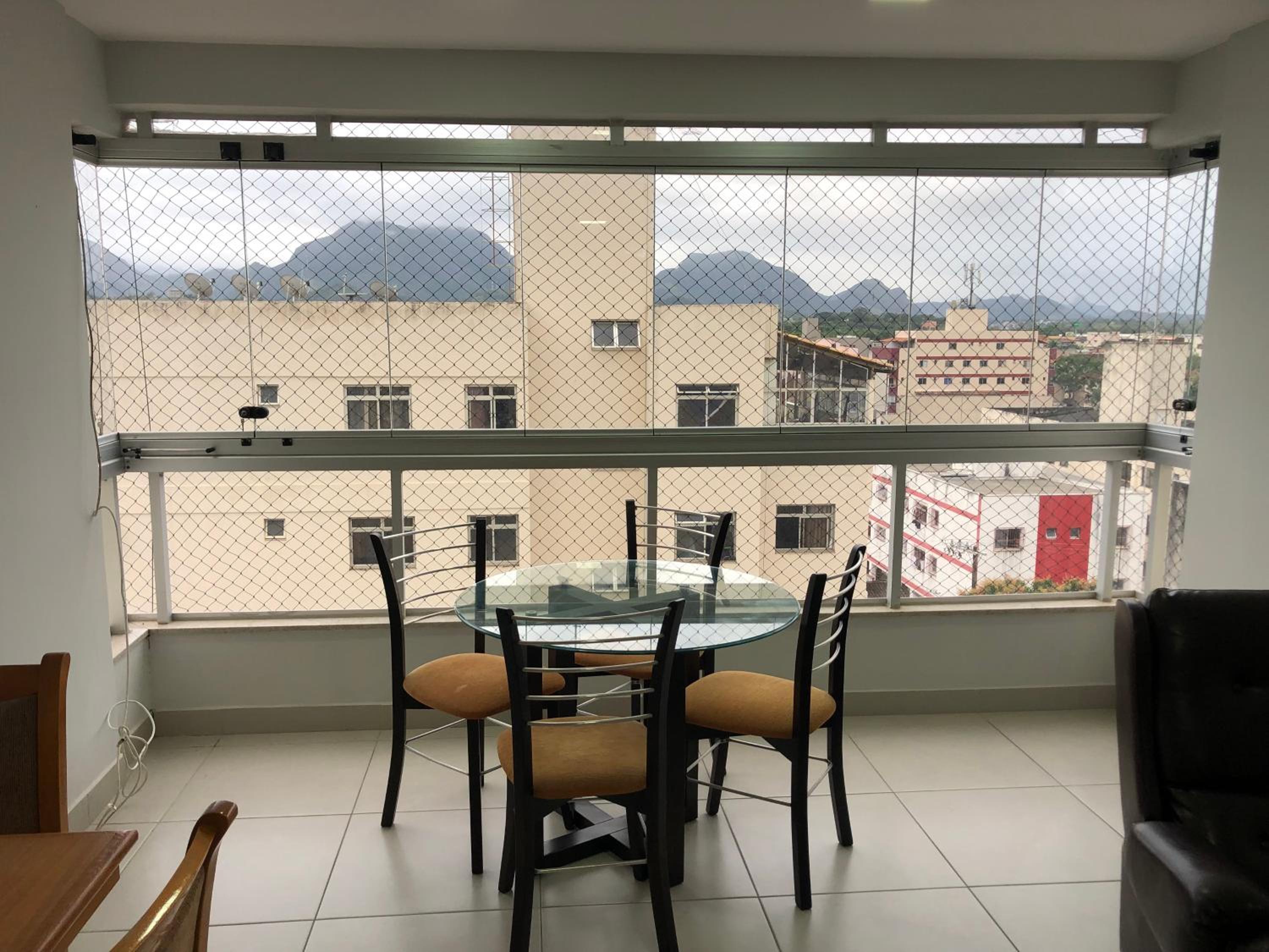 Alto padrão - Apartamento de 3 Quartos na badalada Praia do Morro a poucos passos da Areia - Elevador -Wi-Fi