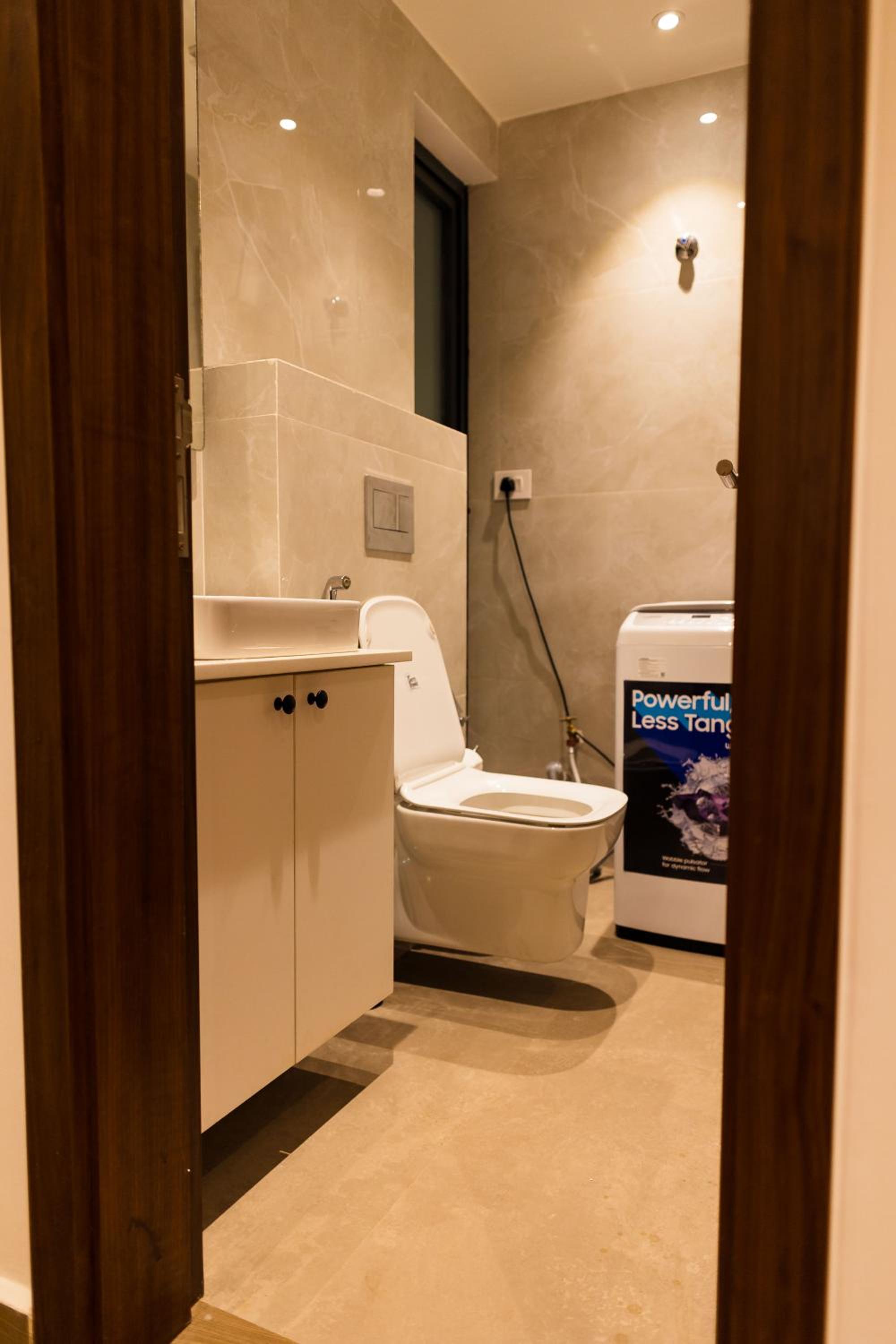 Chic Retreat - 1-Bedroom Haven view 3