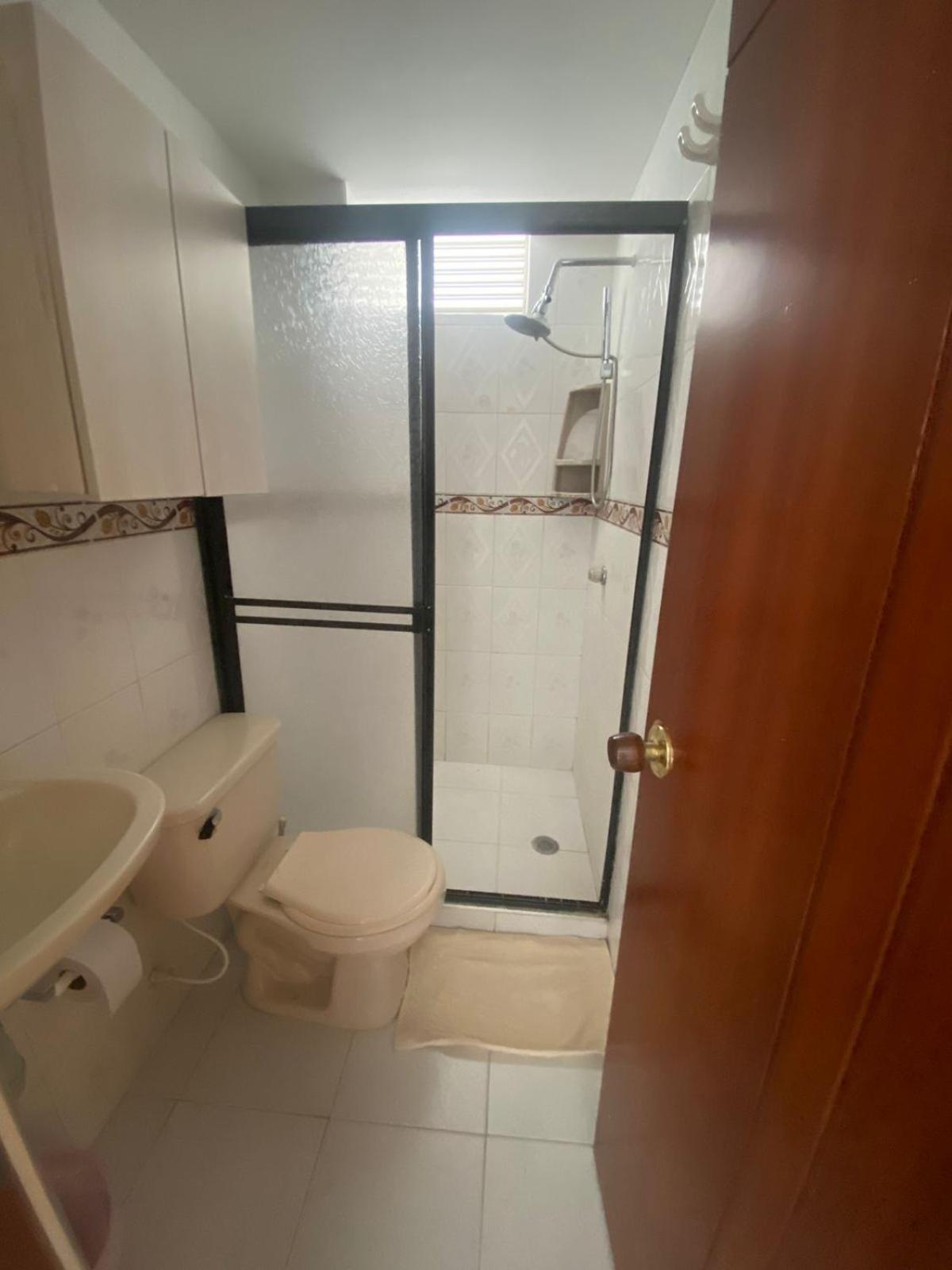 APARTAMENTO AMOBLADO EN CONJUNTO CERRADO