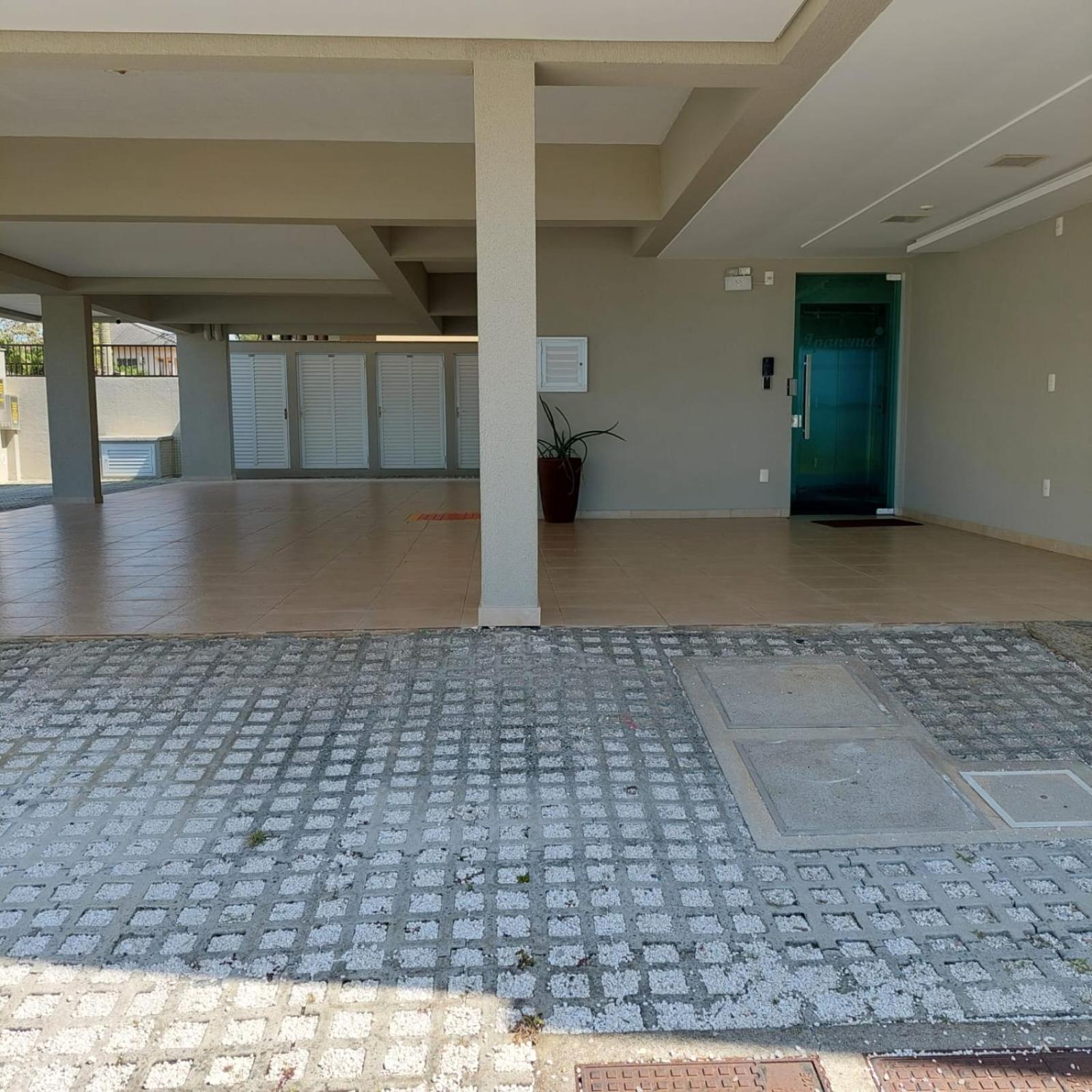 Belíssima cobertura duplex - De frente para o mar - Bombinhas-SC