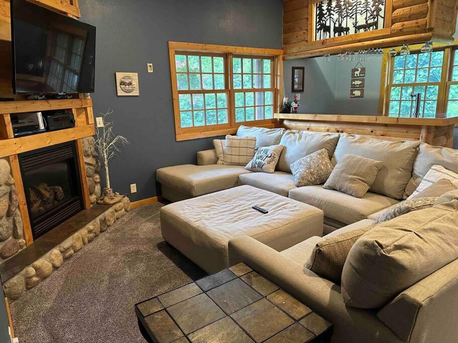 Twin Ports Hideaway
