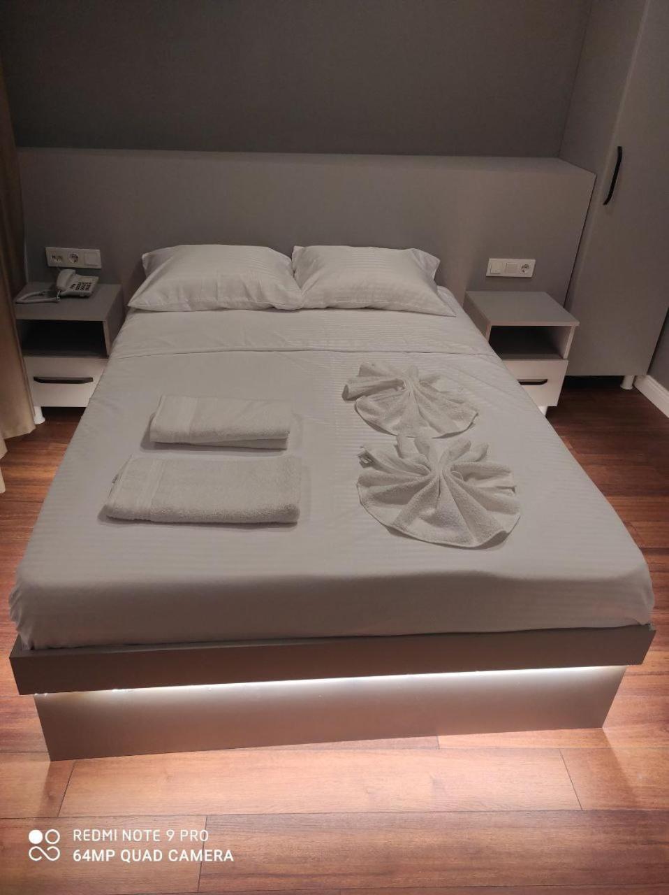 Gökotta Süit - Image 72