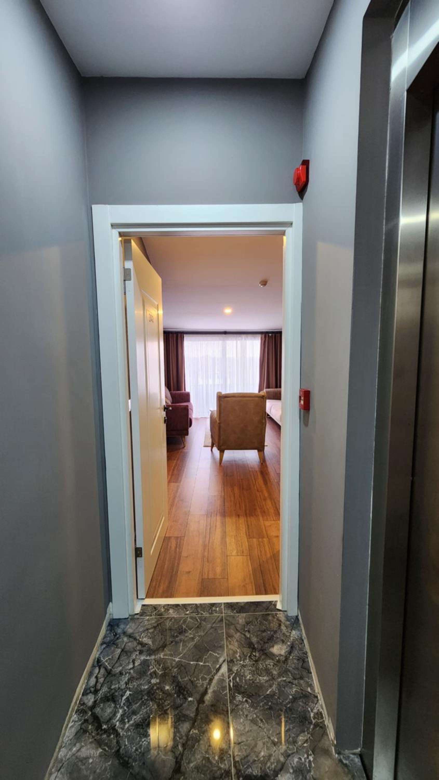 Gökotta Süit - Image 74