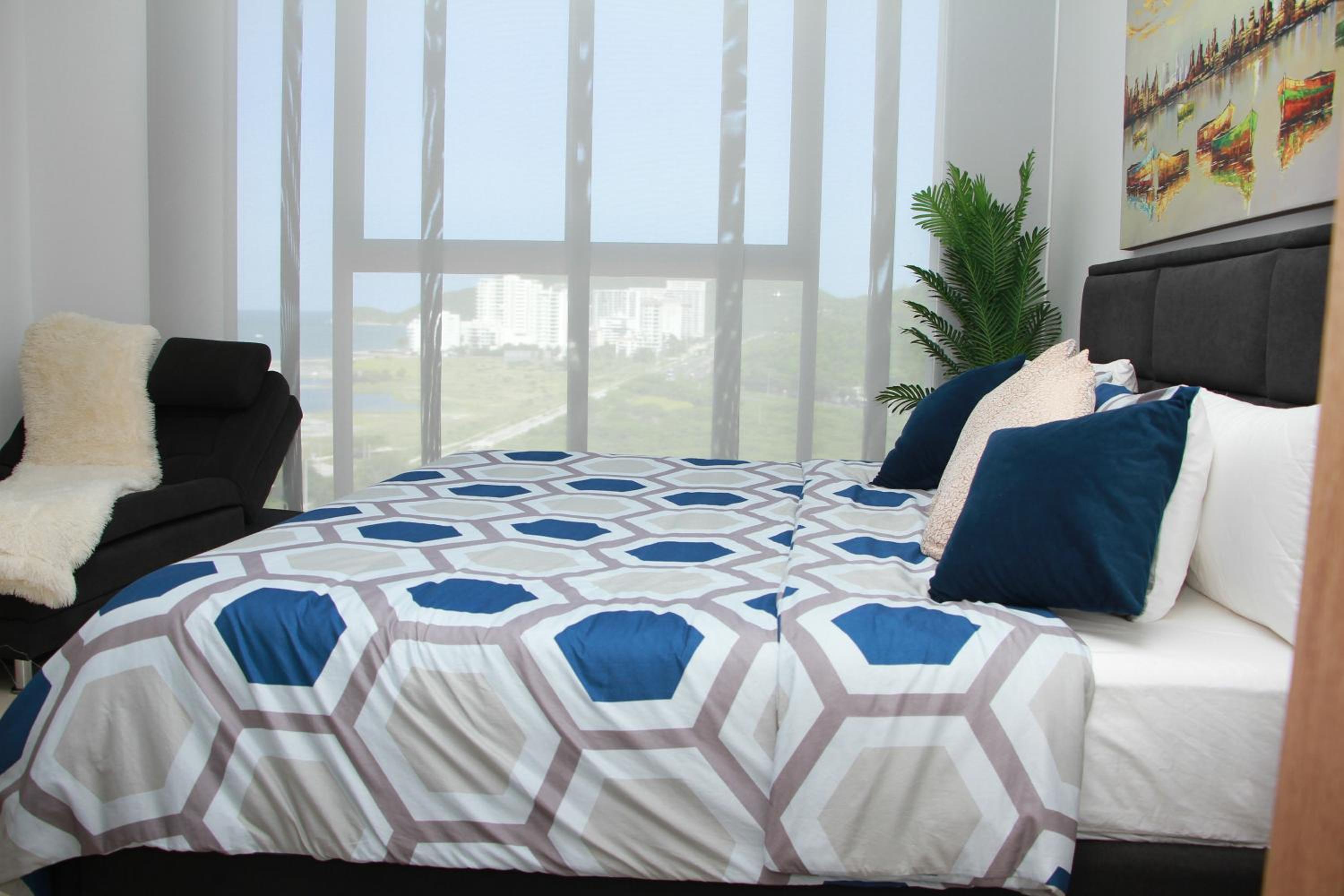Suite Génesis con vista al mar, Pozos colorados