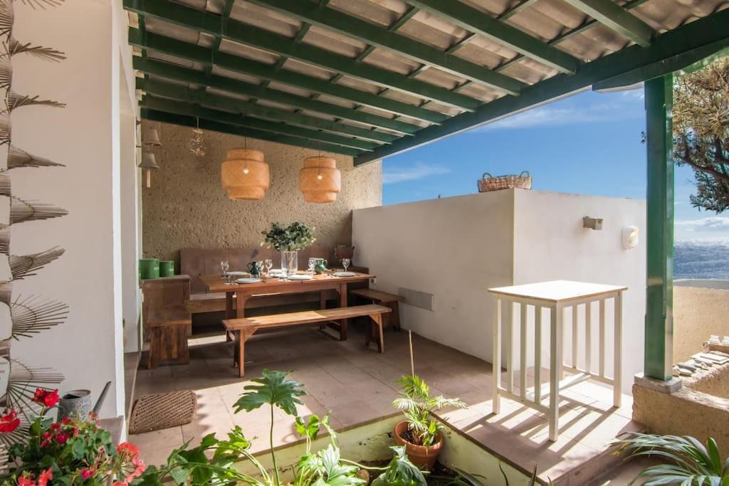 Villa El Olivo - first line with direct access to the beach view 4