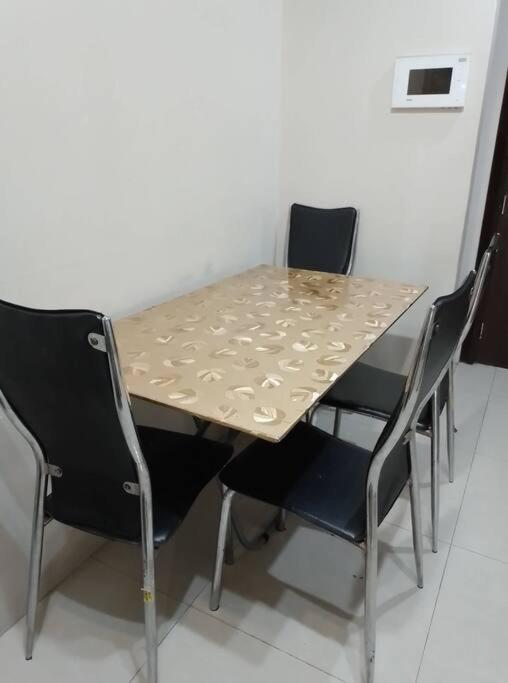 Pasay Newport One Palm Tree Villas Unit 5M view 3