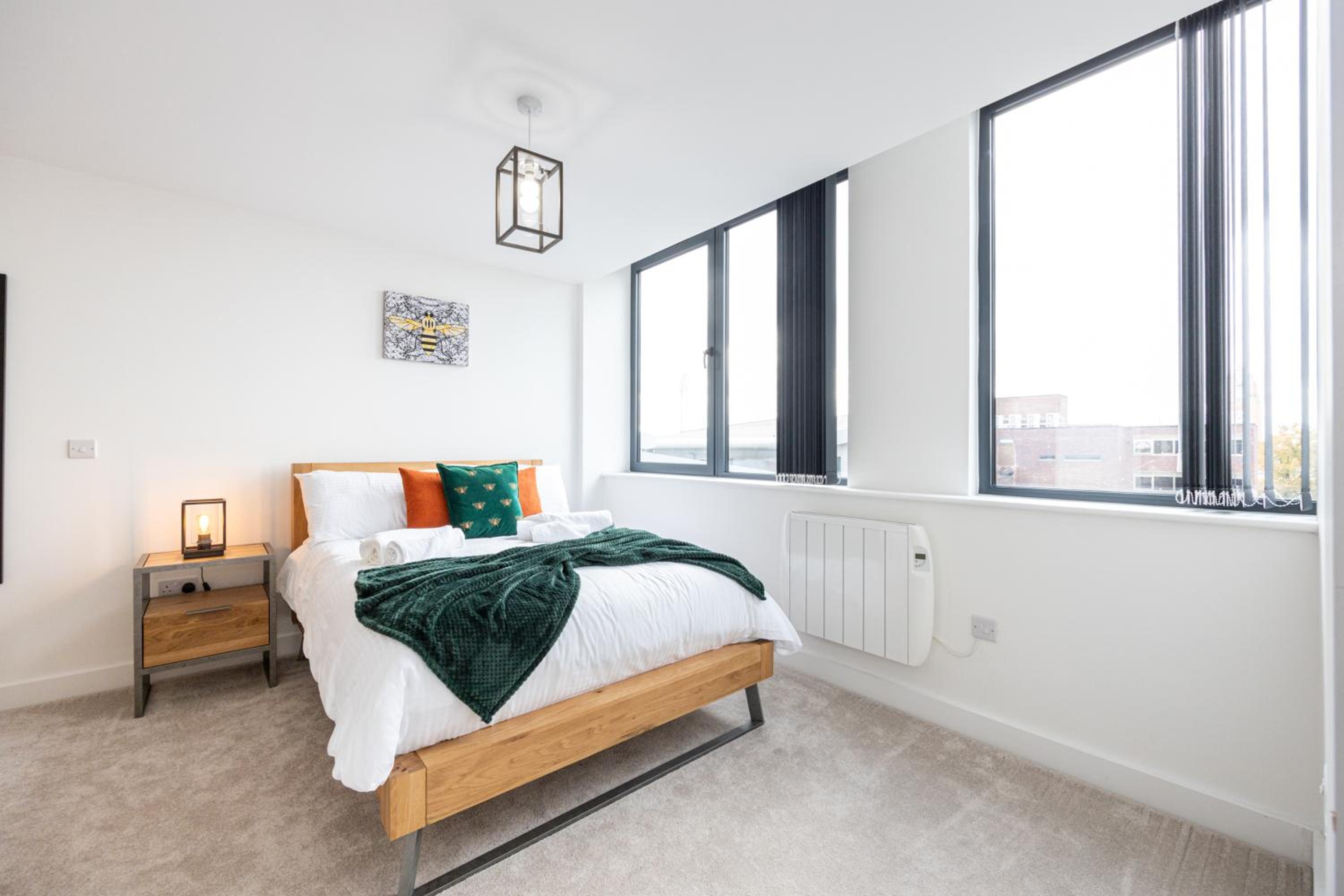 Chic Luxury Apartment near Old Trafford Stadiums Manchester view 5