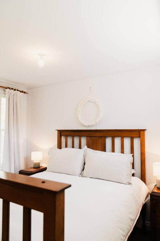 Hamptons On Selby- Barwon Heads. Family and couples beach escape