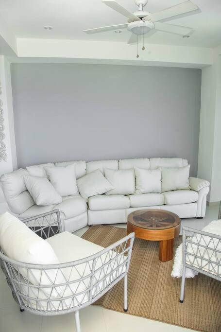 Apartamento vista mar Cart. Morros - La Boquilla