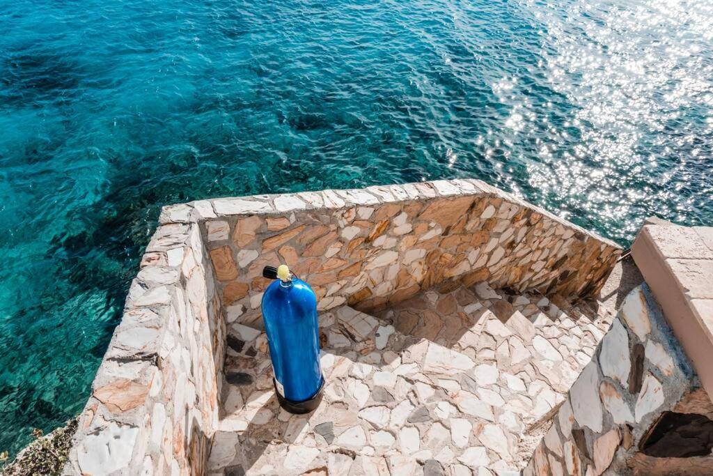 Private villa with exclusive ocean access