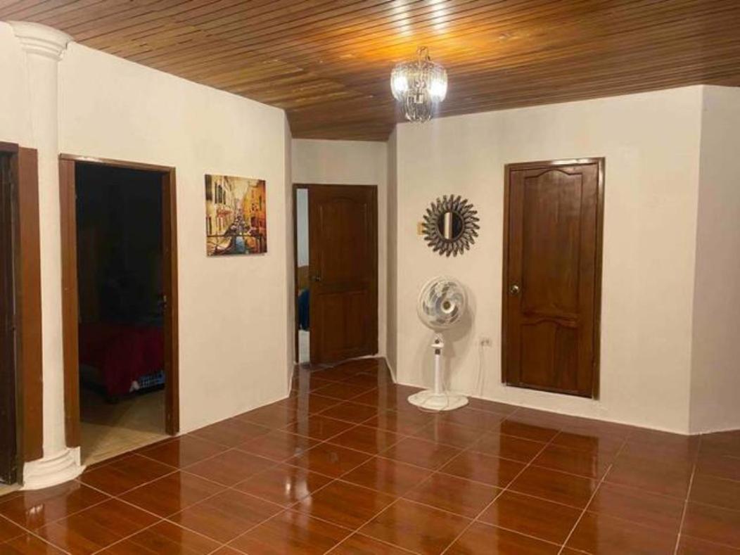 Los mangos Posadamanabita