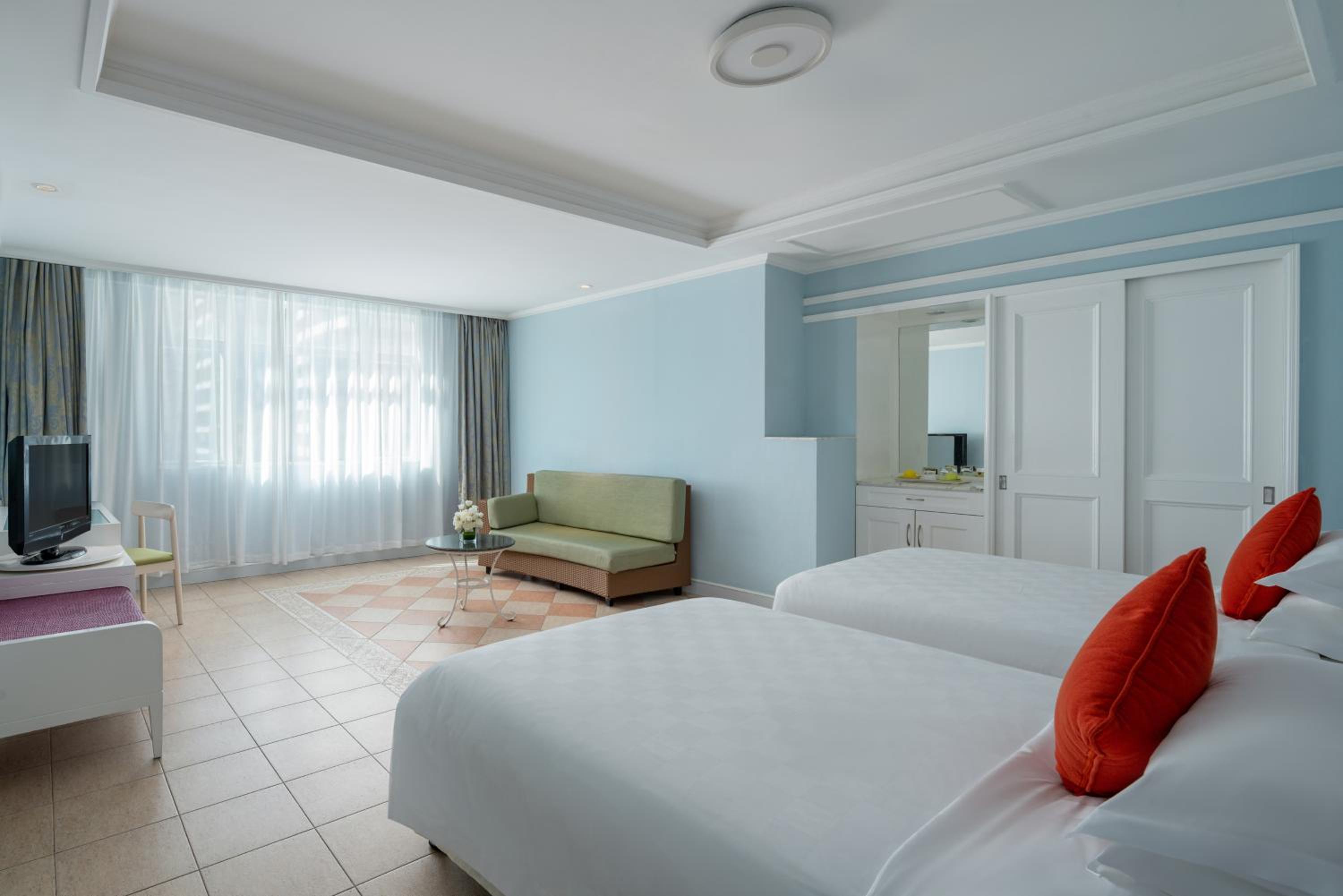 Sunshine Resort Intime Sanya