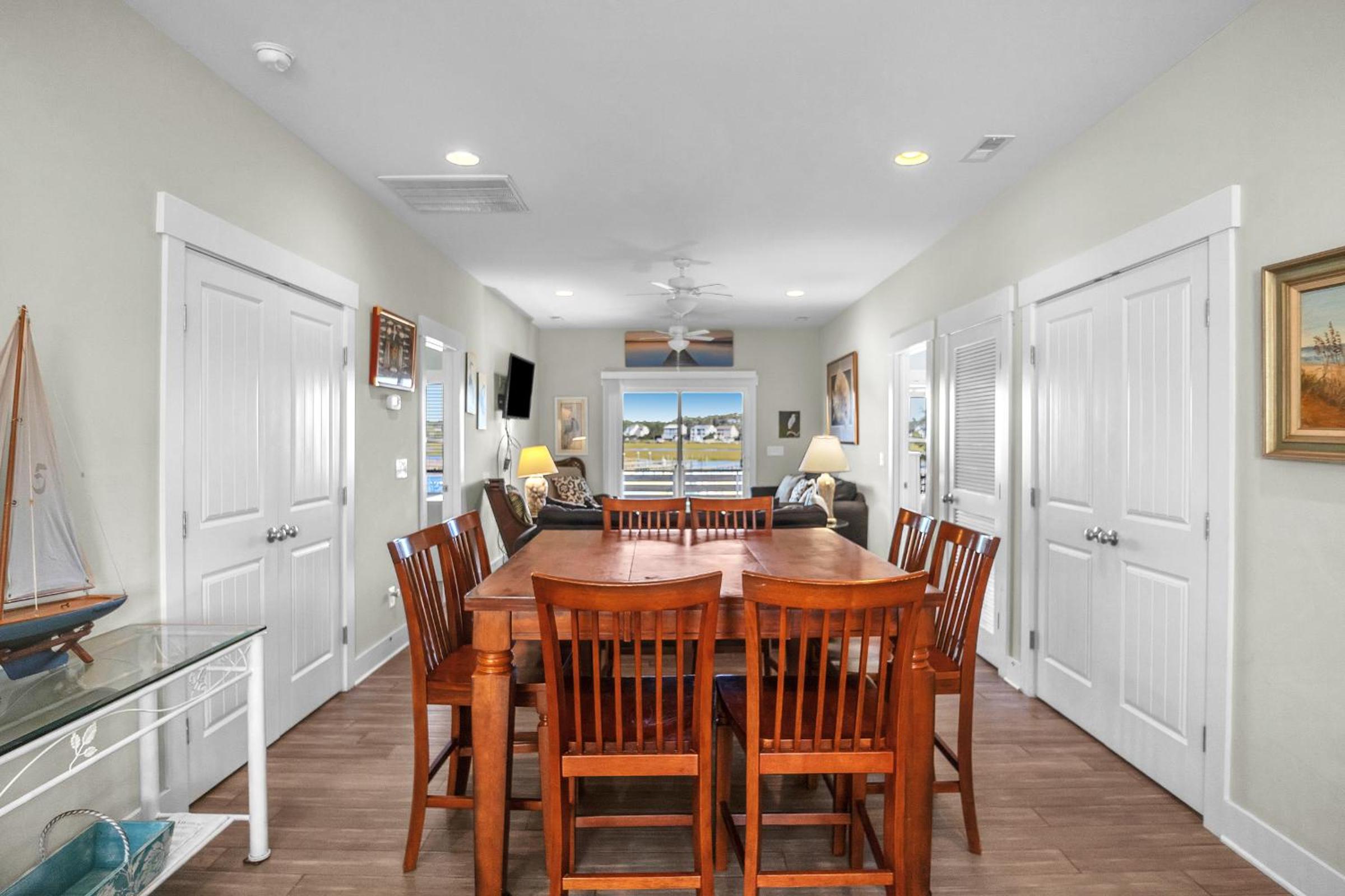 Fountains Folly by Oak Island Accommodations, photo 67