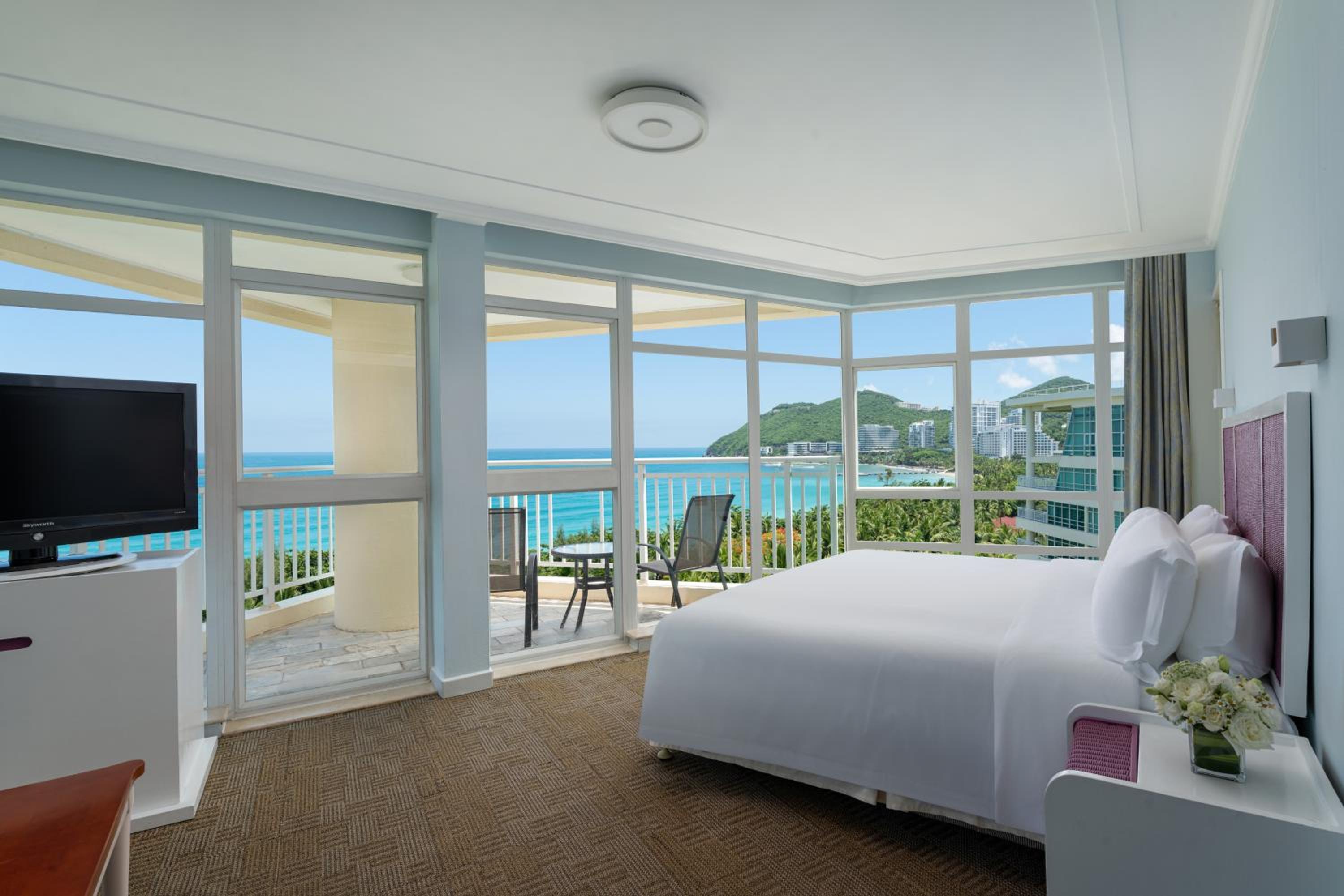 Sunshine Resort Intime Sanya