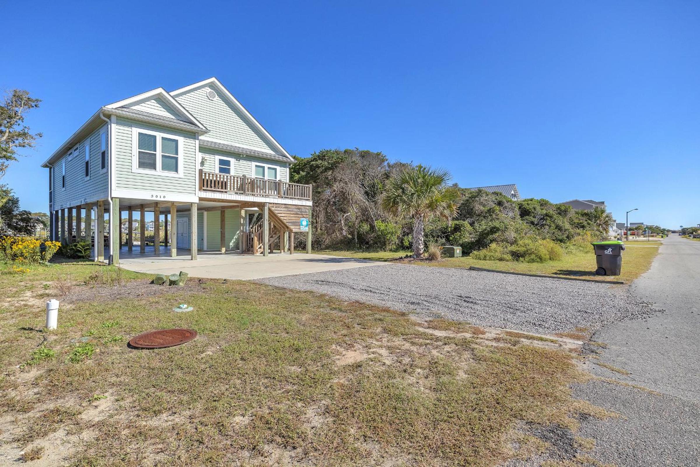 Fountains Folly by Oak Island Accommodations, photo 37