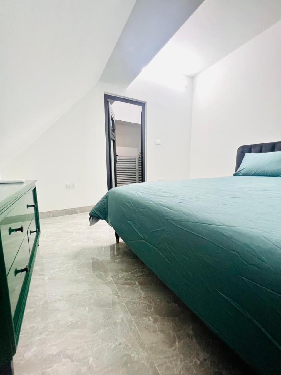 Villa 5 bedrooms in Vinhome Ocean Park