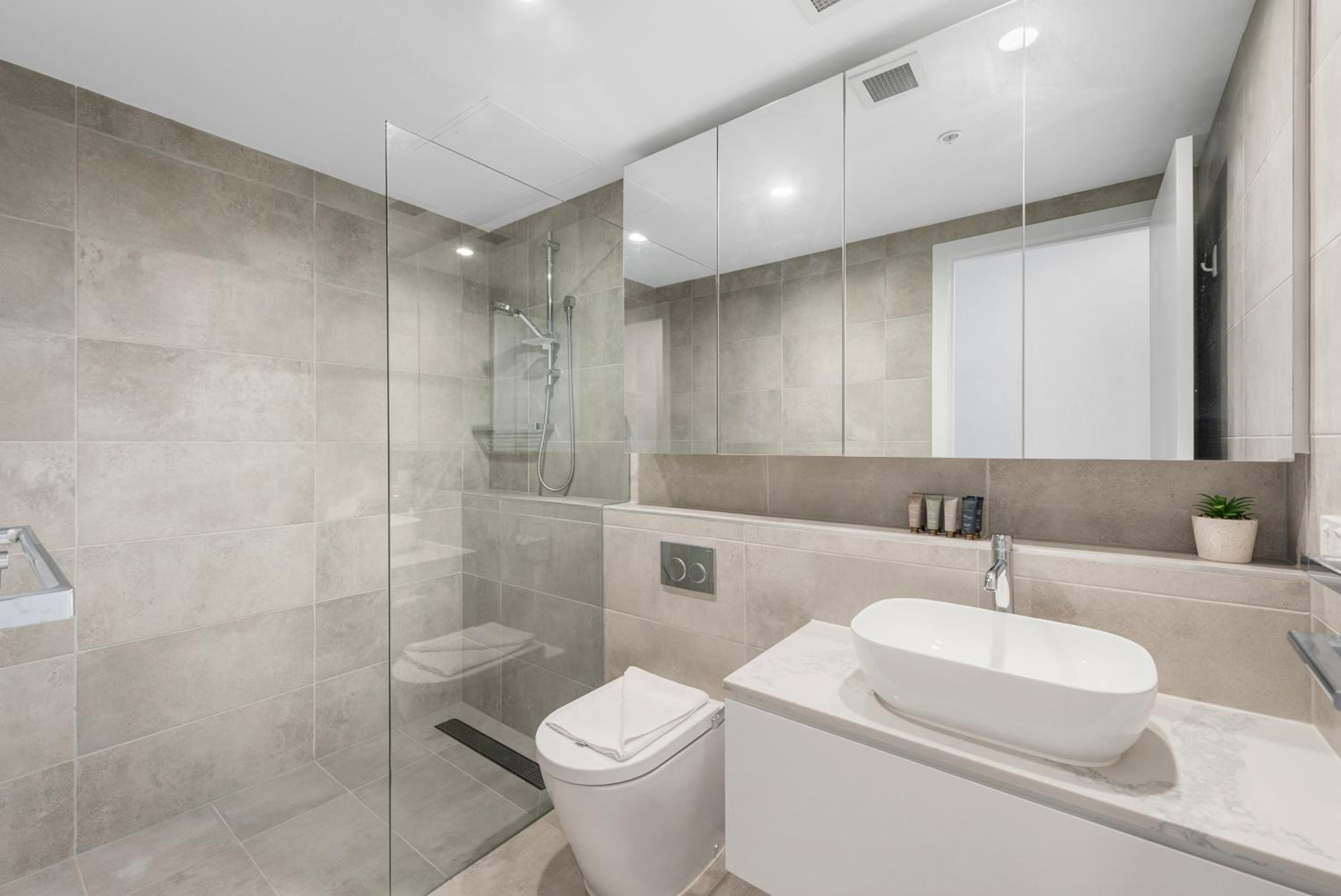 Queensview168 Apartments Moonee Ponds