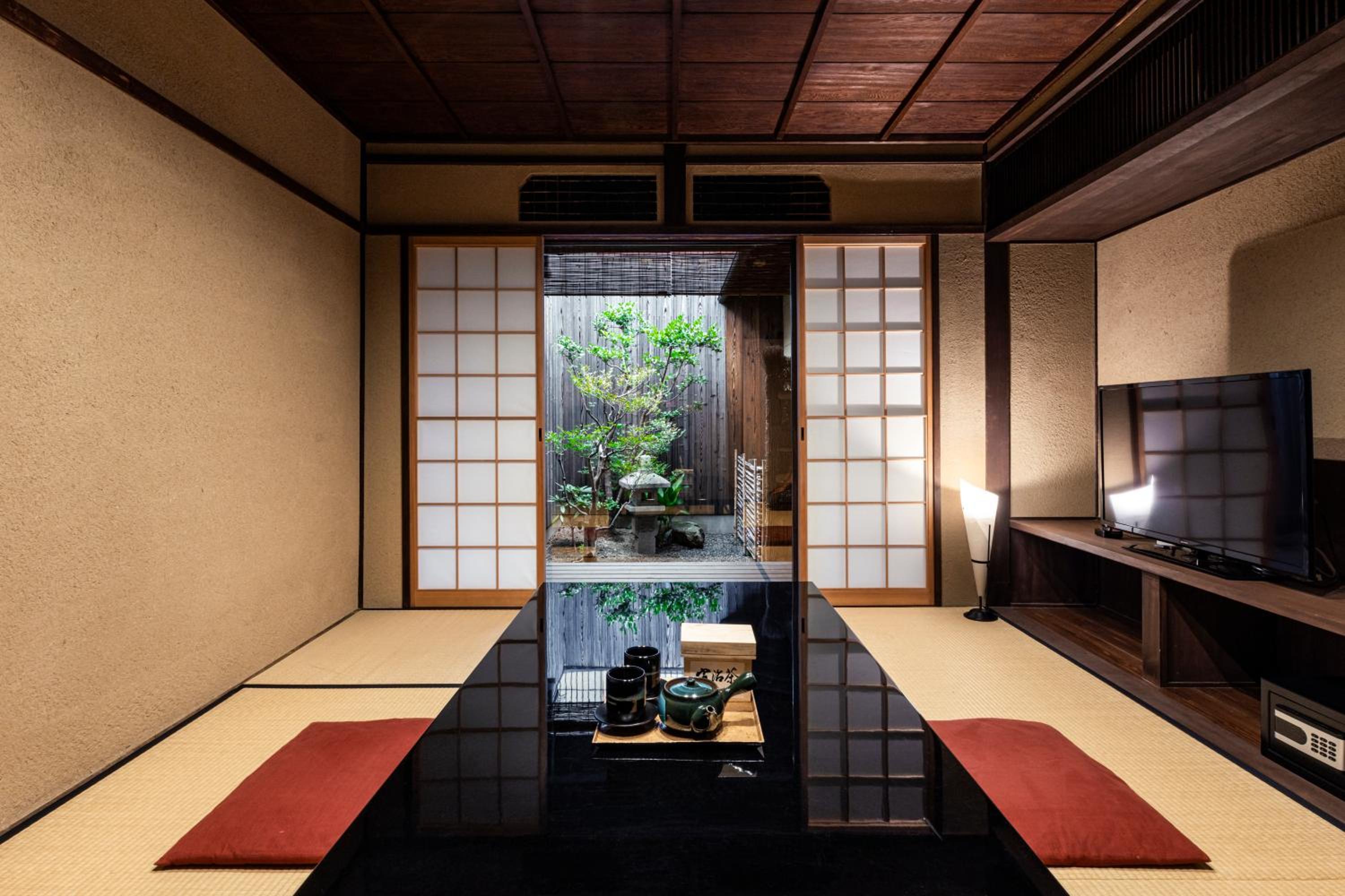 Rinn Premium Machiya Yae view 5