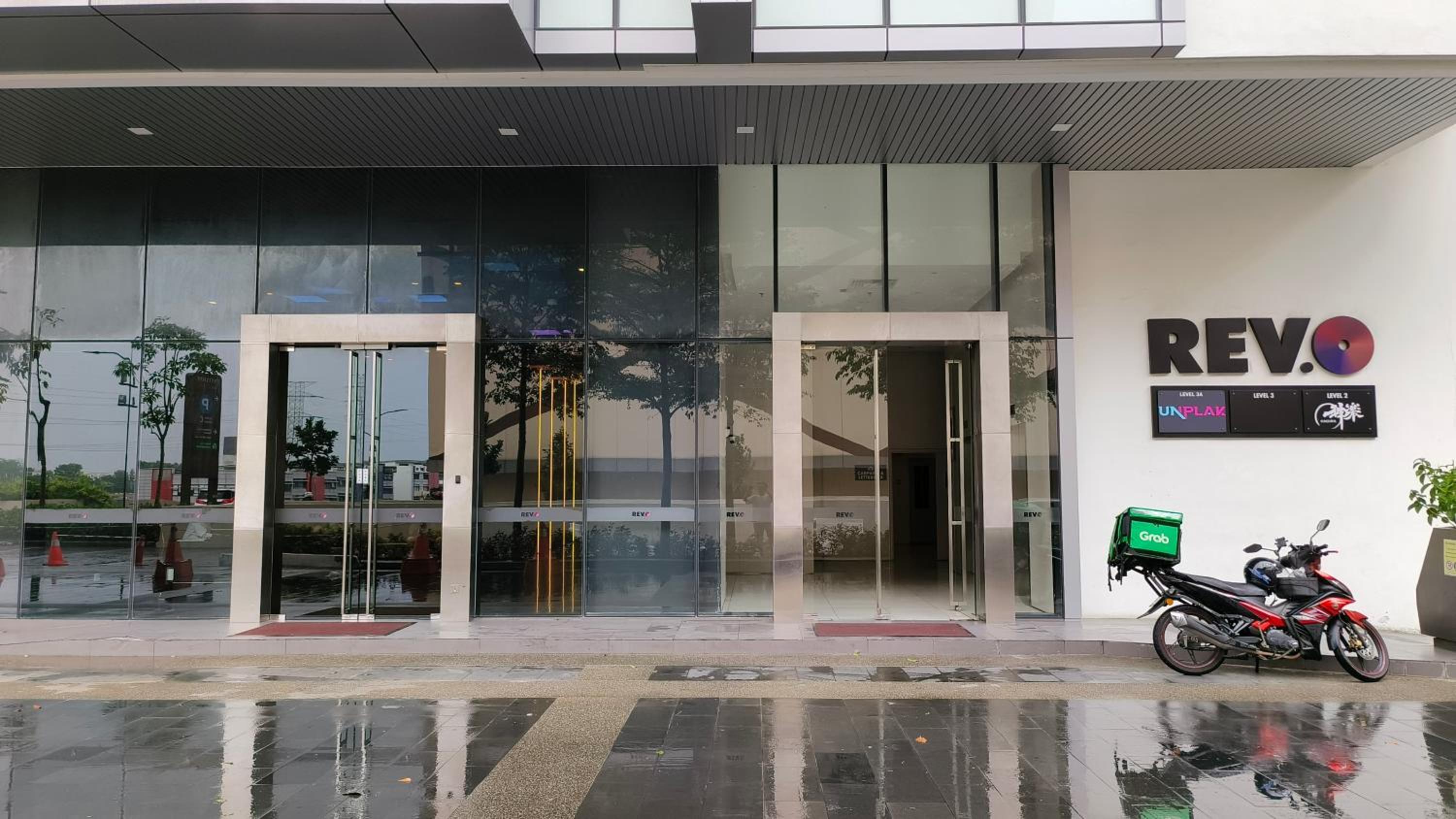 A1. The Ins @ Aurpra Place beside Pavillion Bukit Jalil