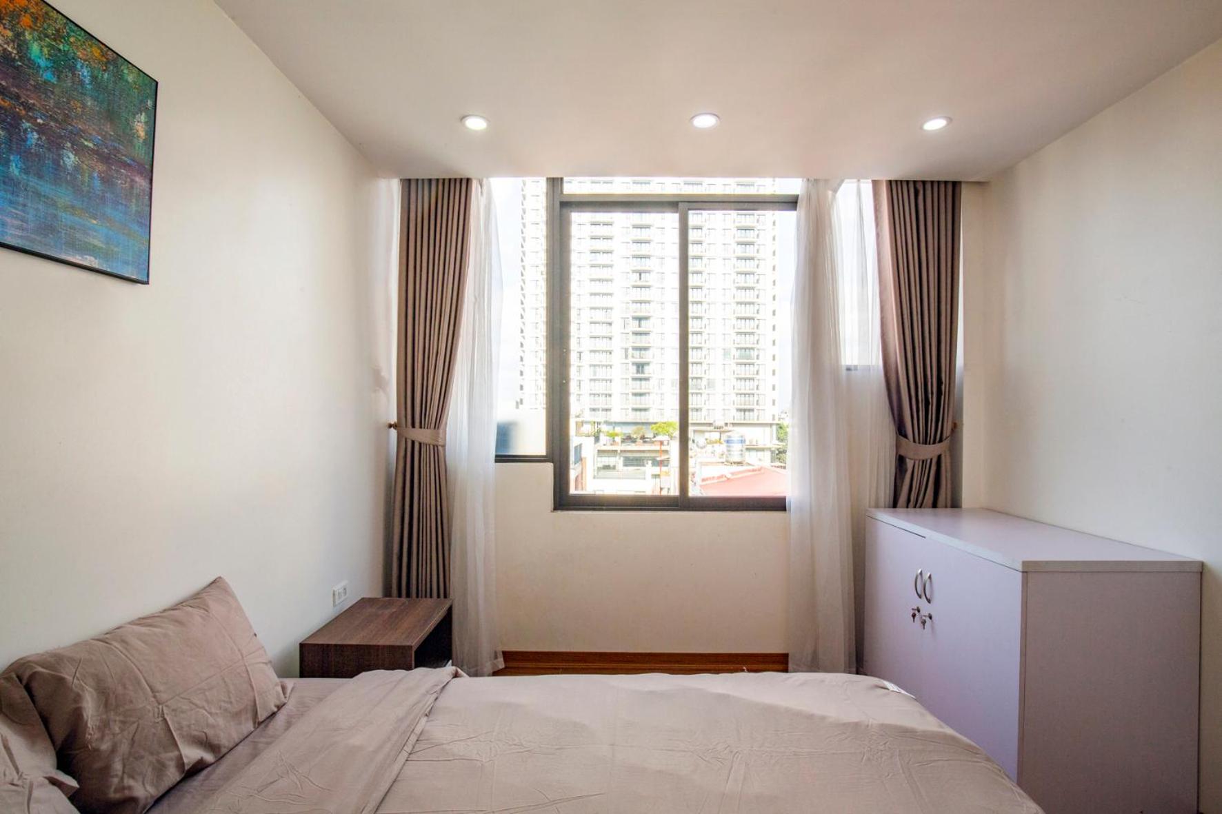 The Valley - Westlake Apartment