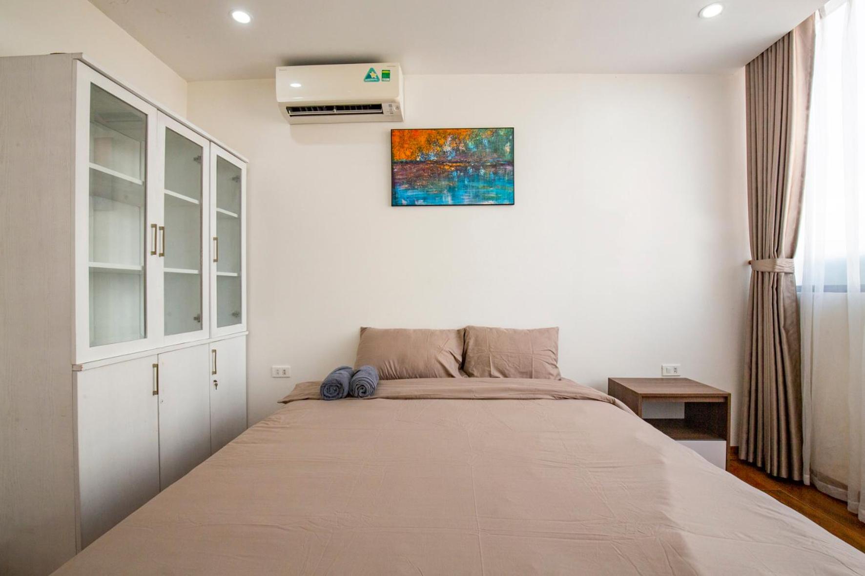 The Valley - Westlake Apartment