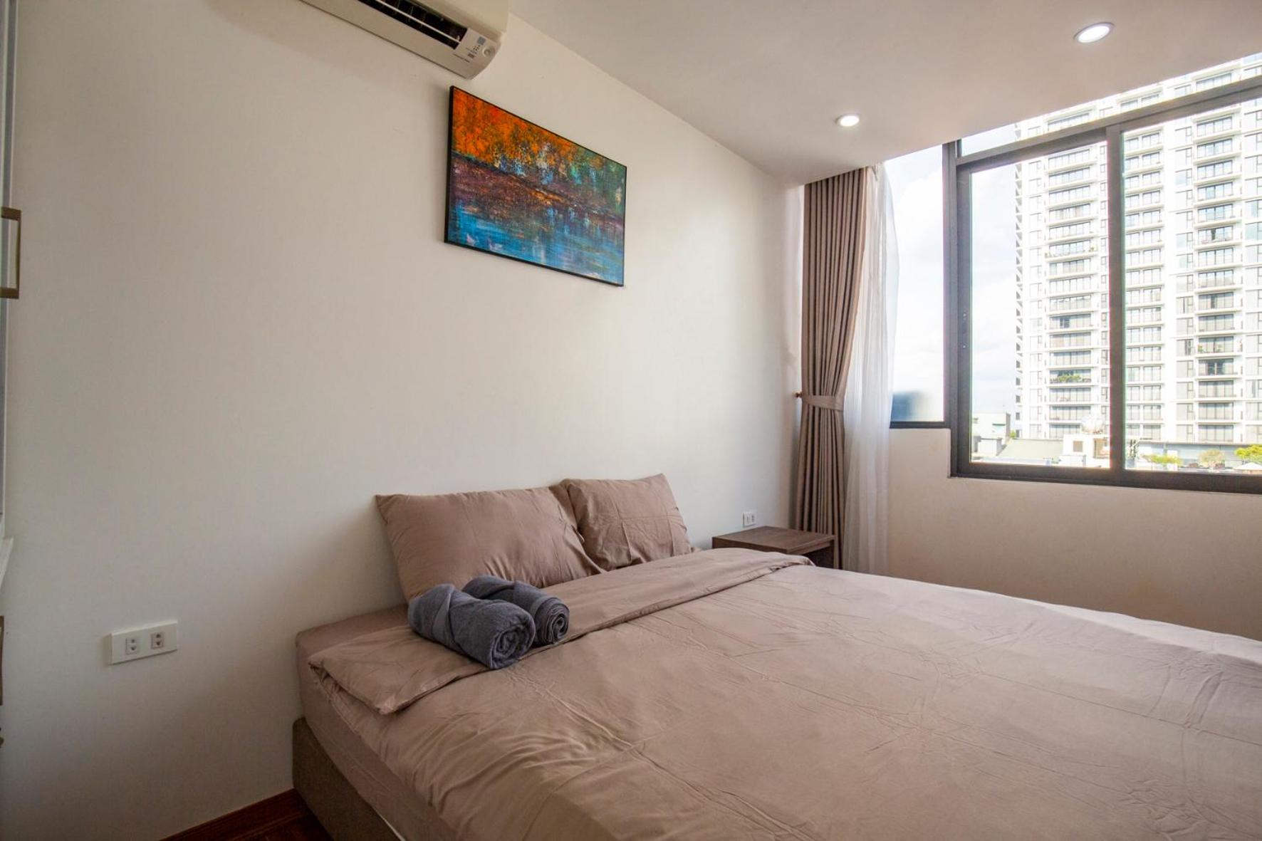 The Valley - Westlake Apartment
