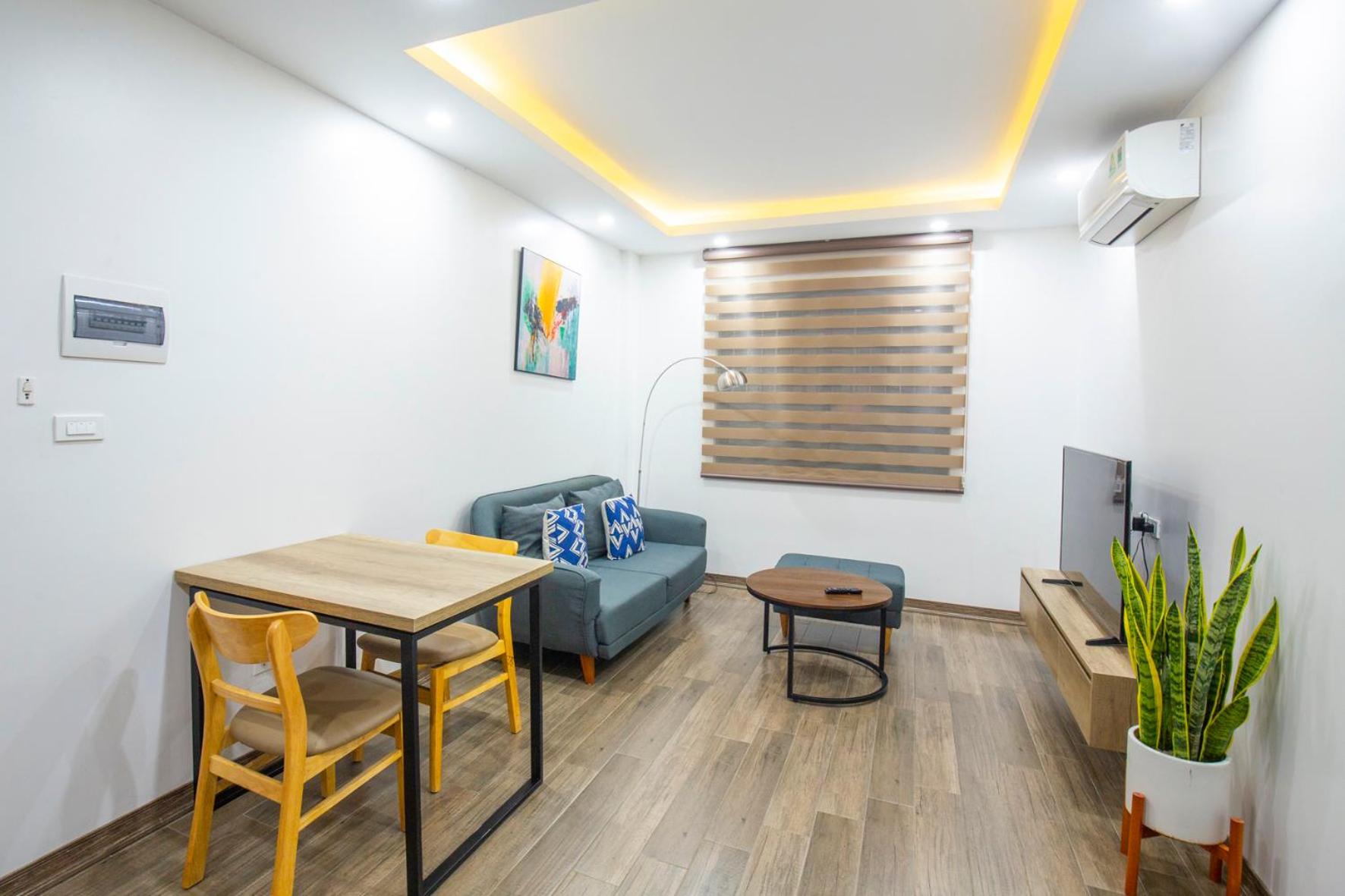 The Valley - Westlake Apartment