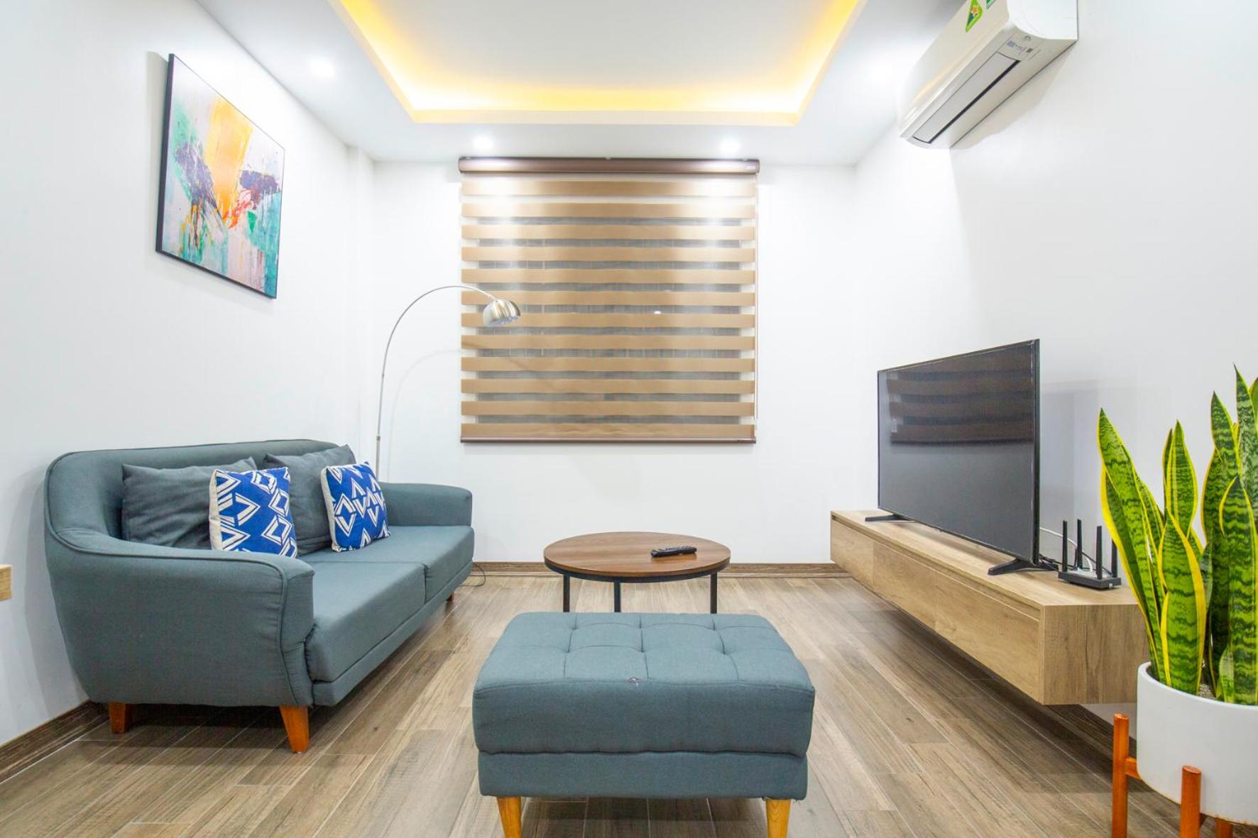 The Valley - Westlake Apartment