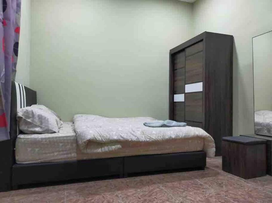 Hajah Umi Homestay Los World of Tambun Ipoh LWOT photo 7