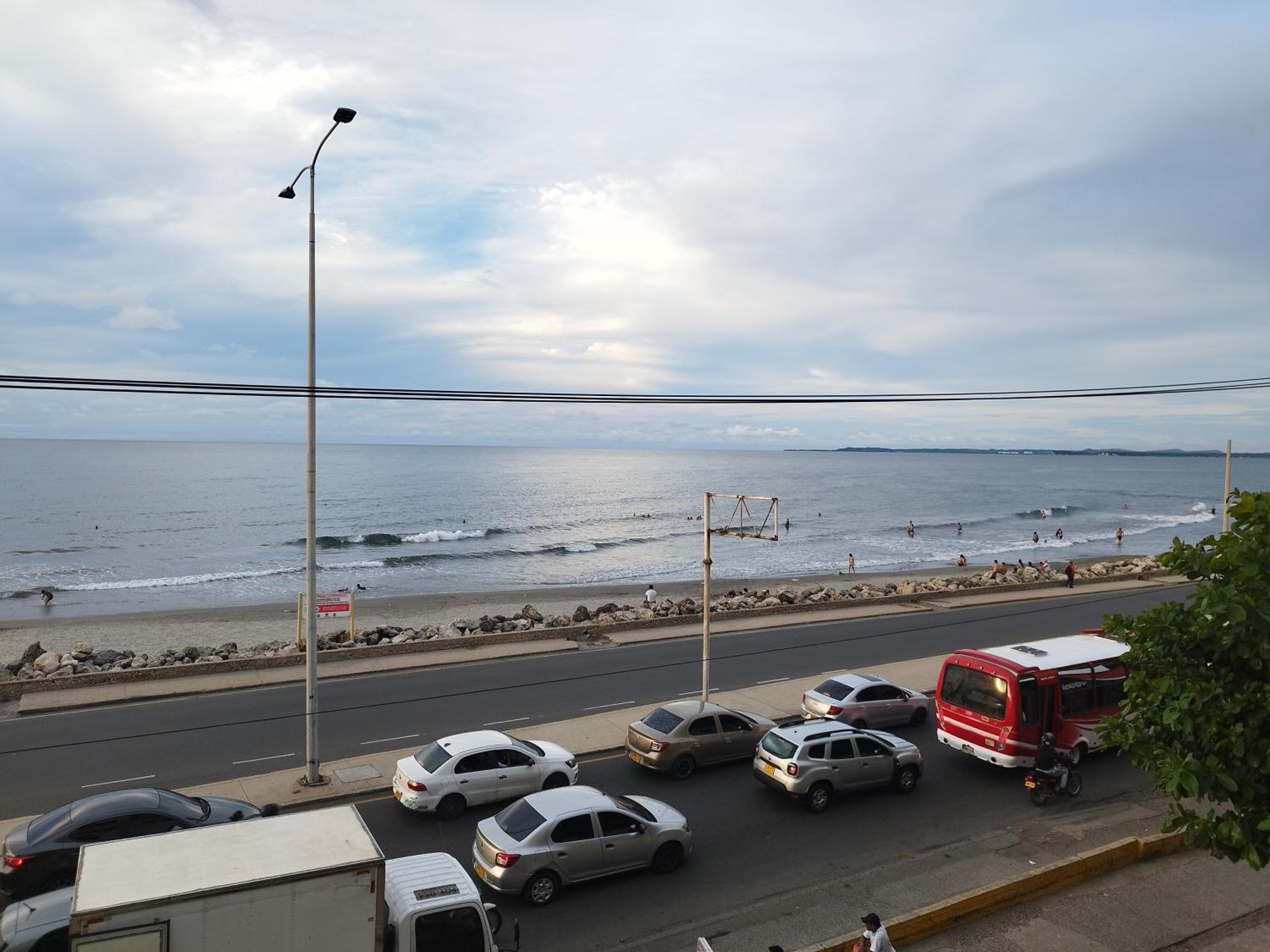 Apartamento moderno frente al mar