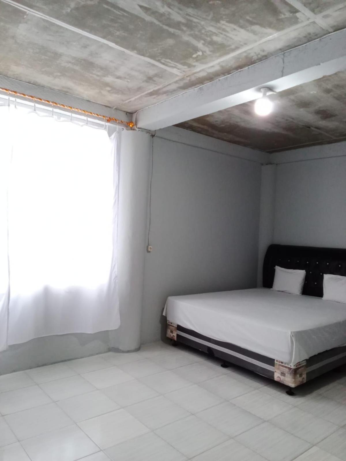 Yohanes Guest House Sorake Surf-Nias view 2