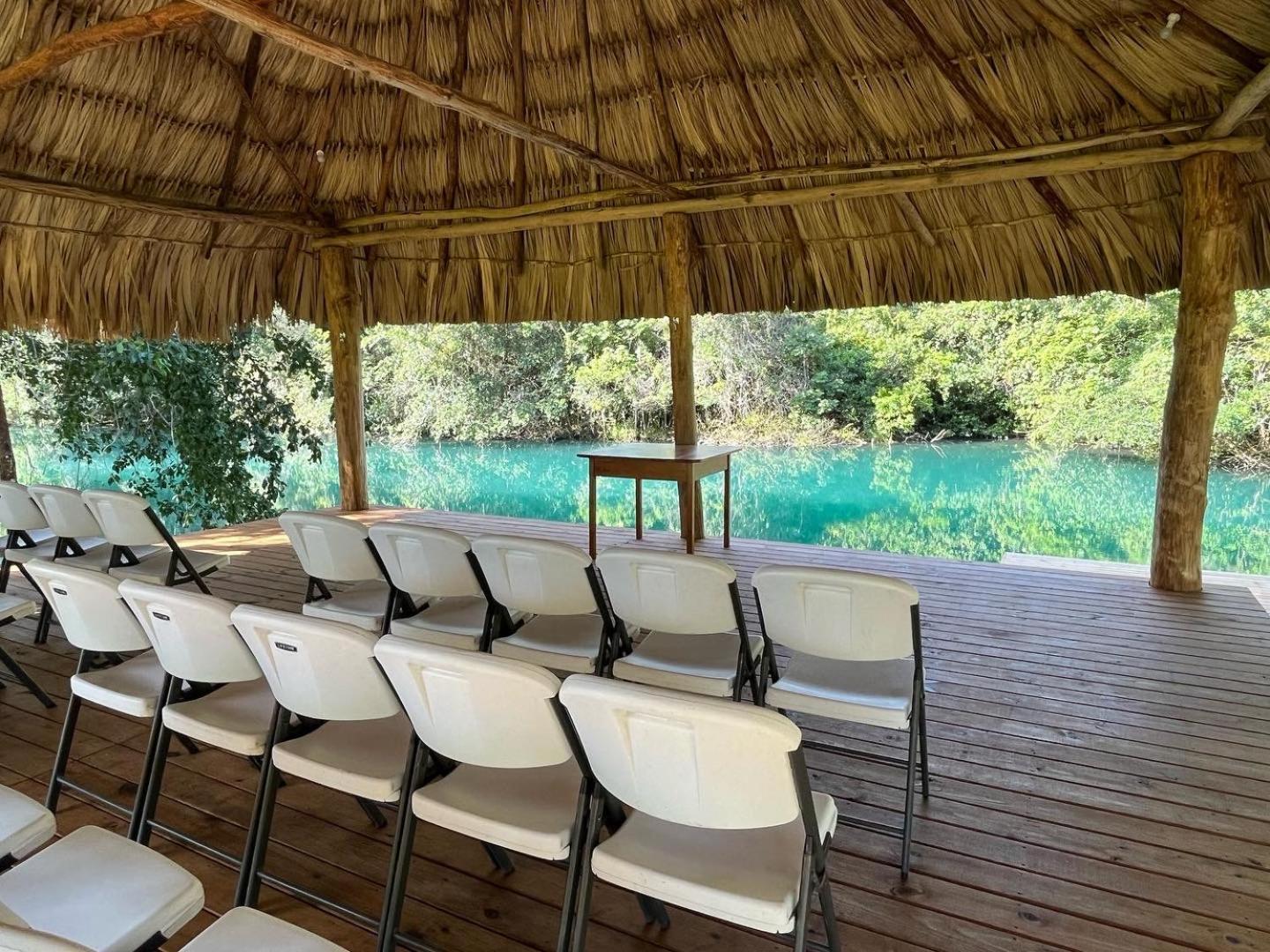 Crystal Creek Lodge