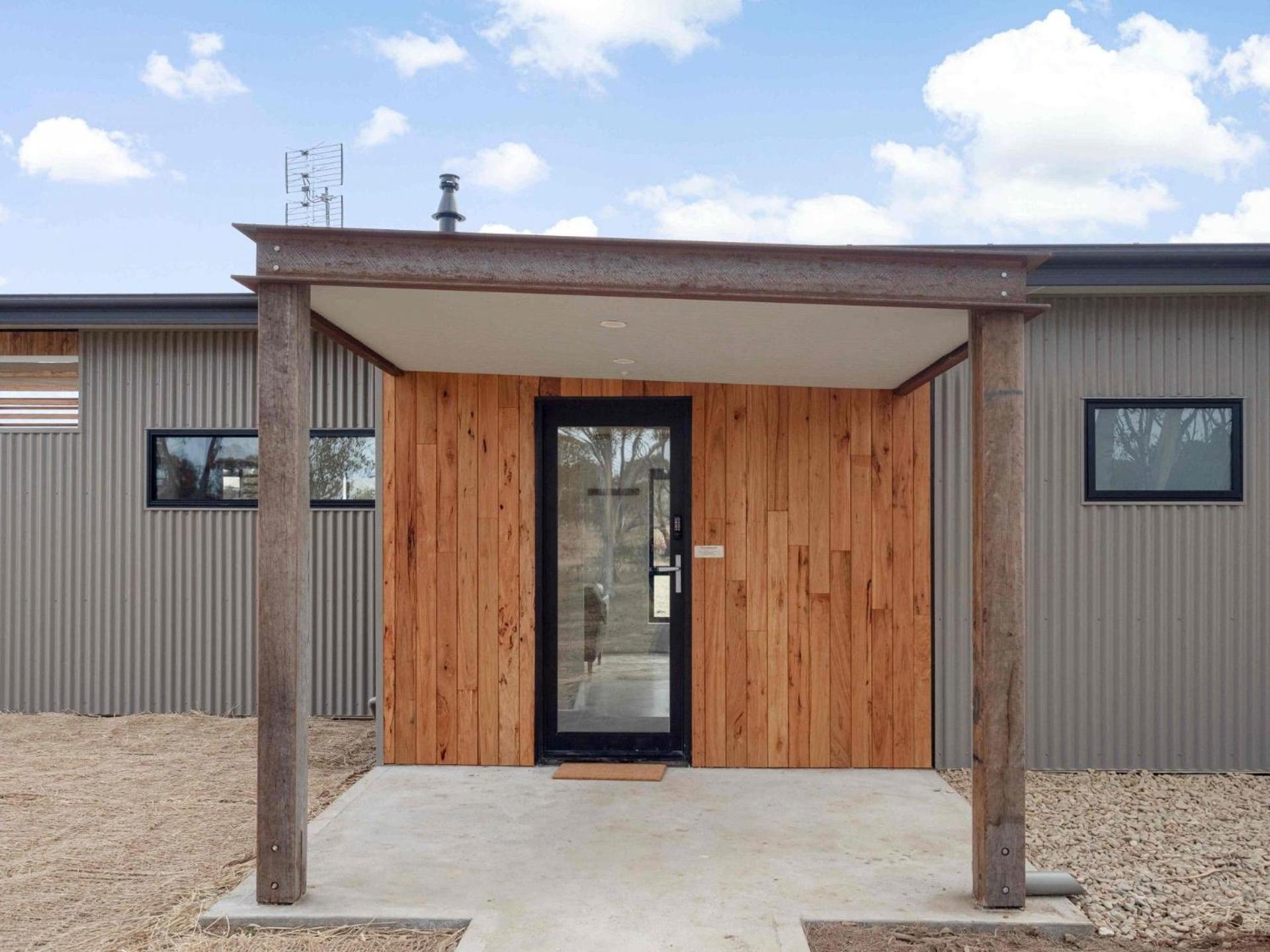 Candlebark Retreat