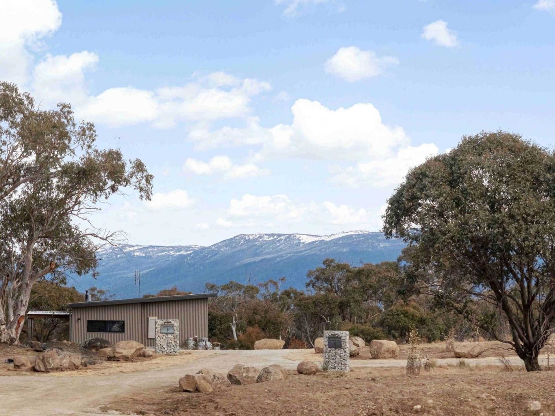 Candlebark Retreat