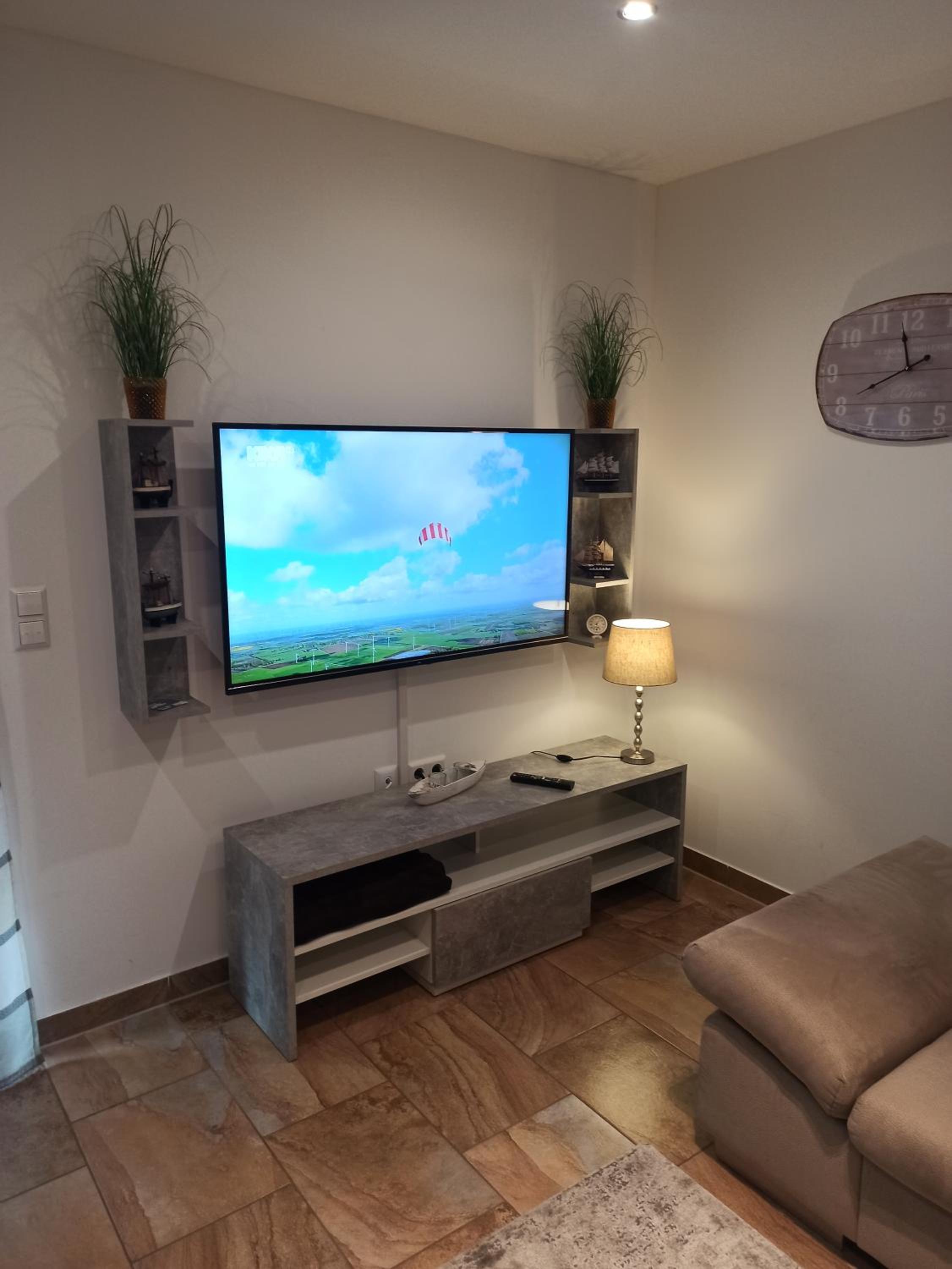 Dream Days , House view 5