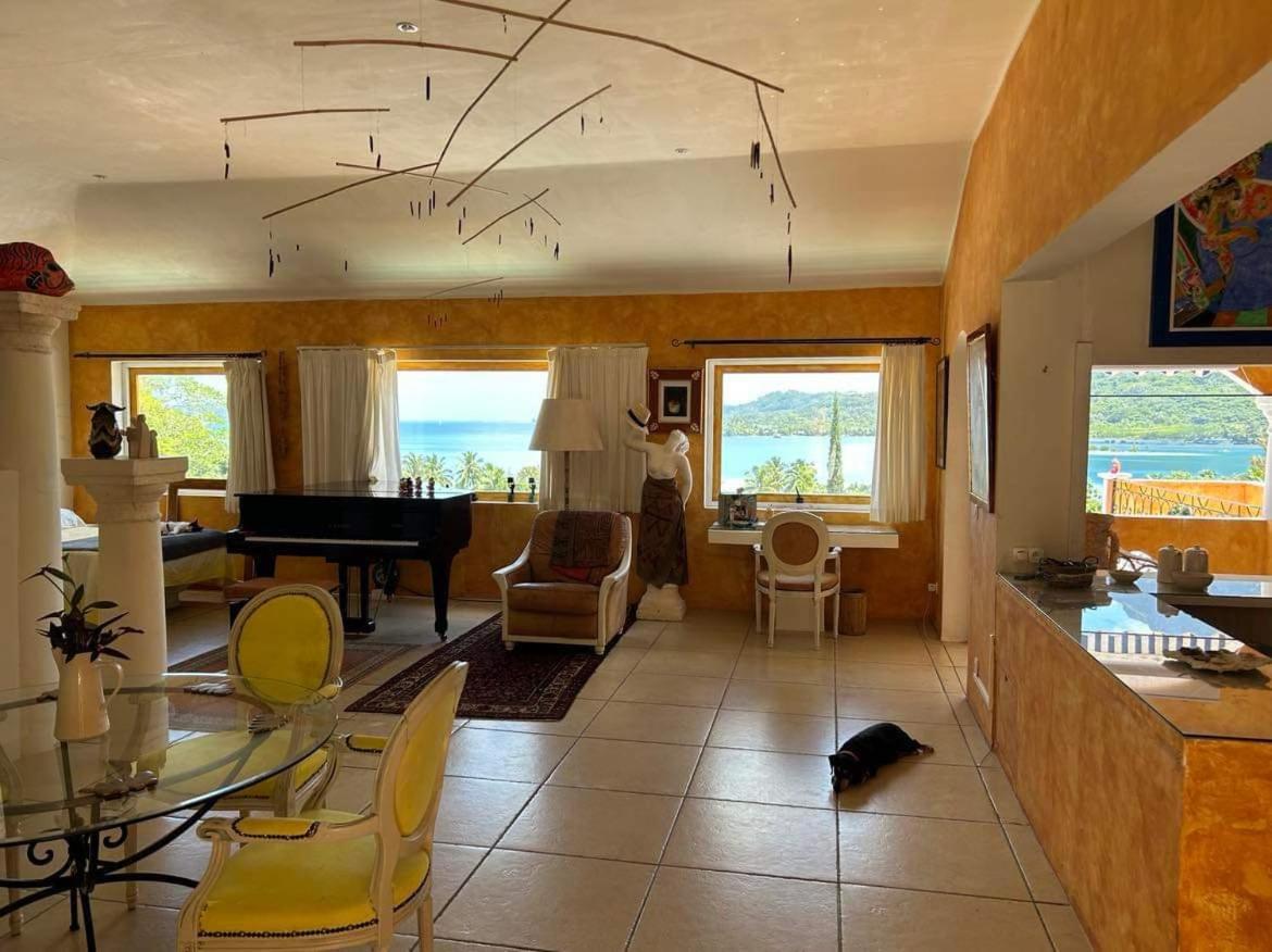 Loft dans villa d’artiste avec vue exceptionnelle.