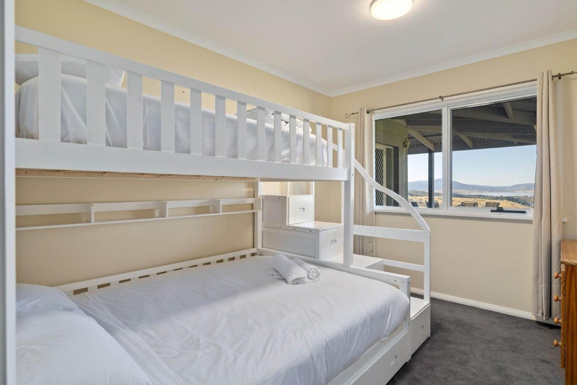 Mountain Lowry Lodge
