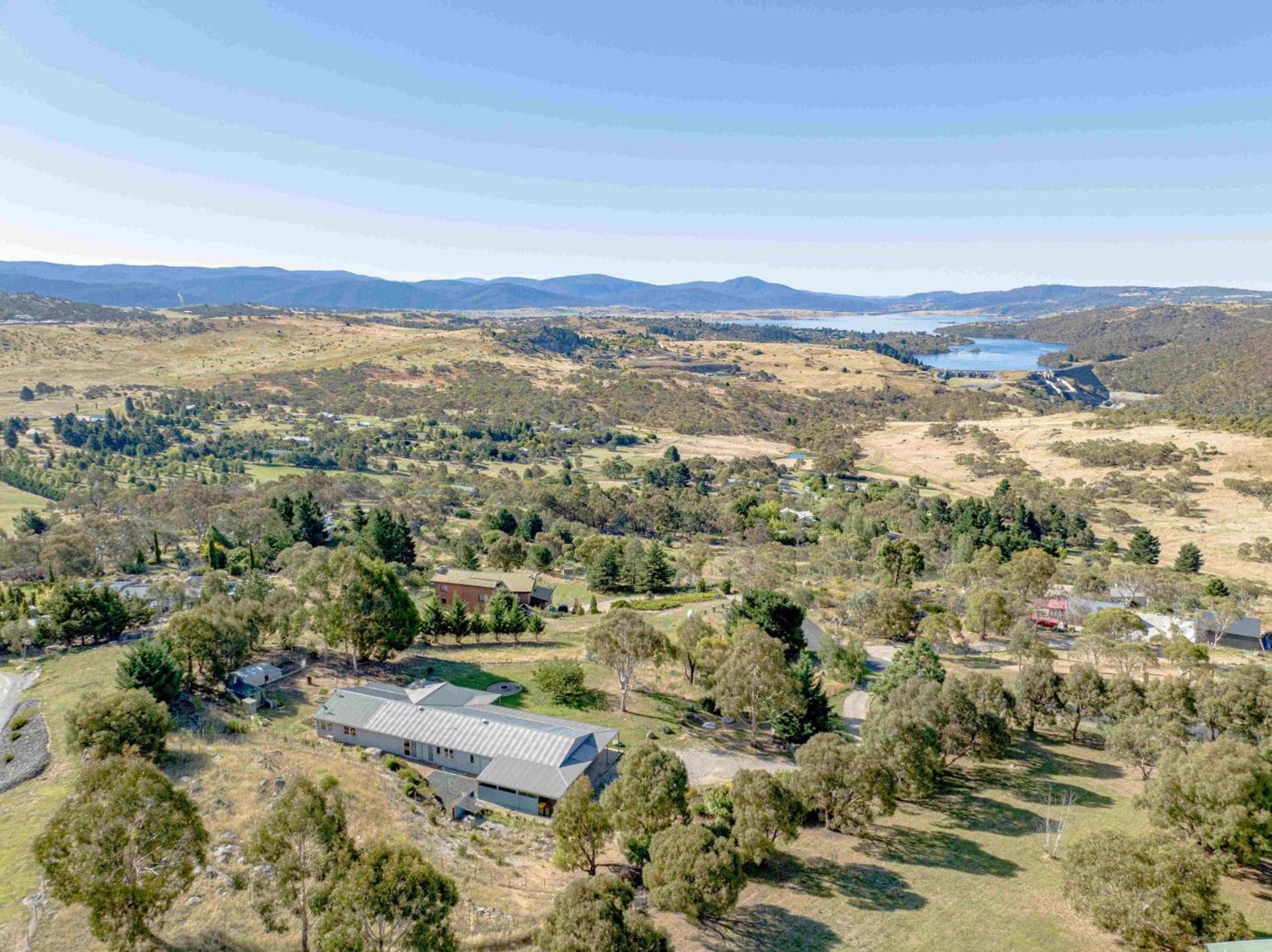 Mountain Lowry Lodge