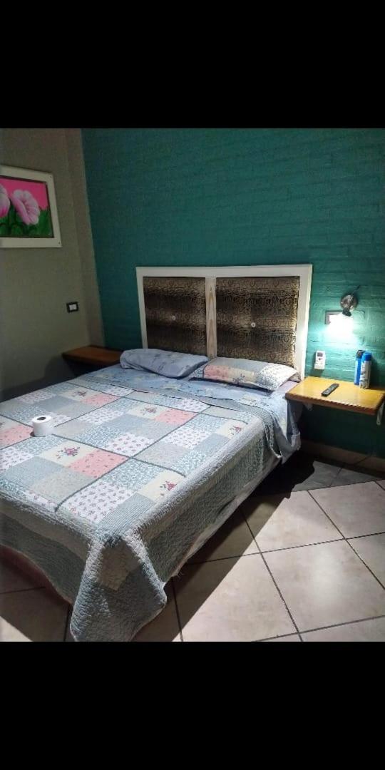 HOSTAL DEL SOL